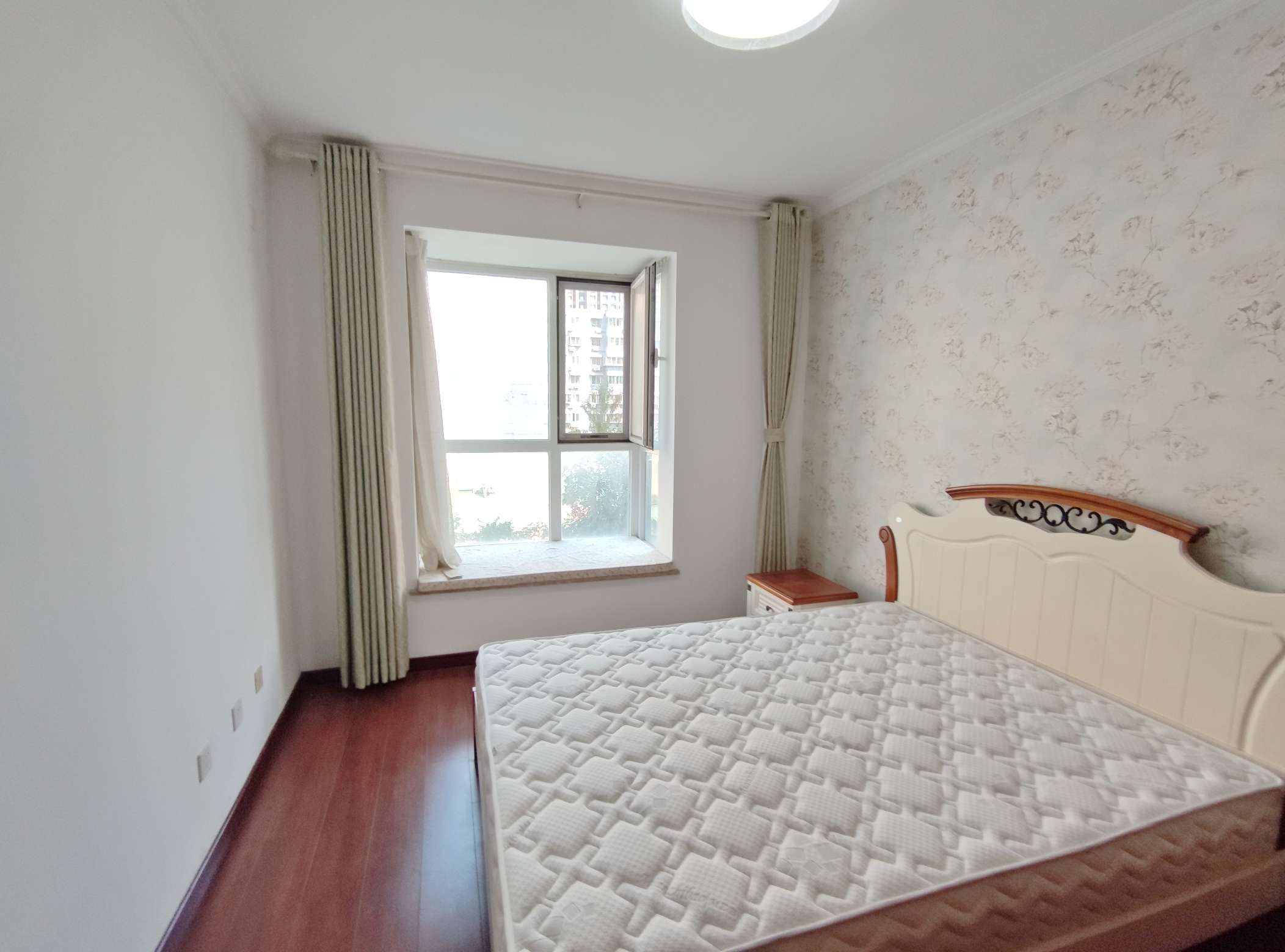 新世界阳光花园