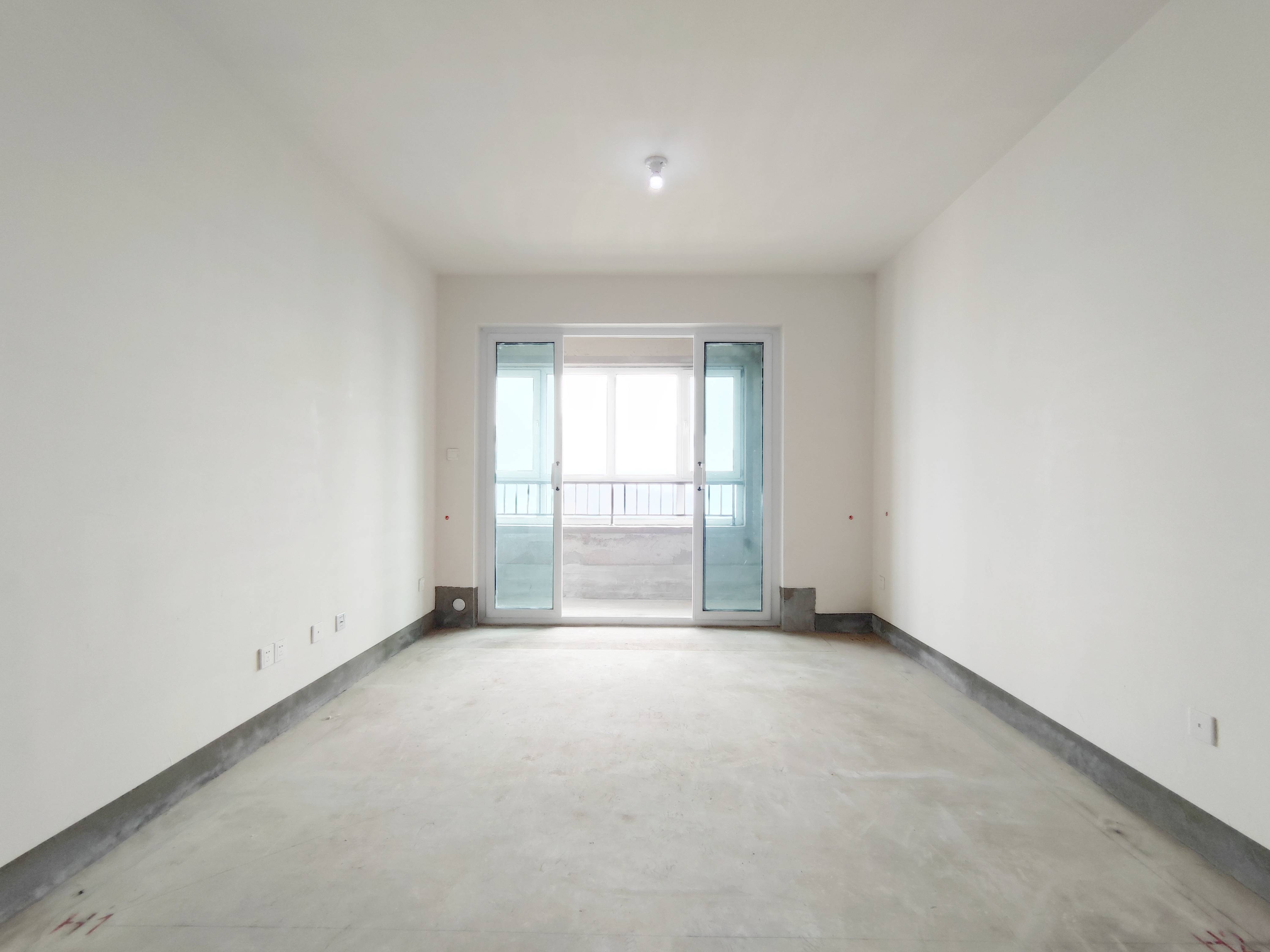  满二 高楼层视野无遮挡 南北通透 次新小区 小三居 