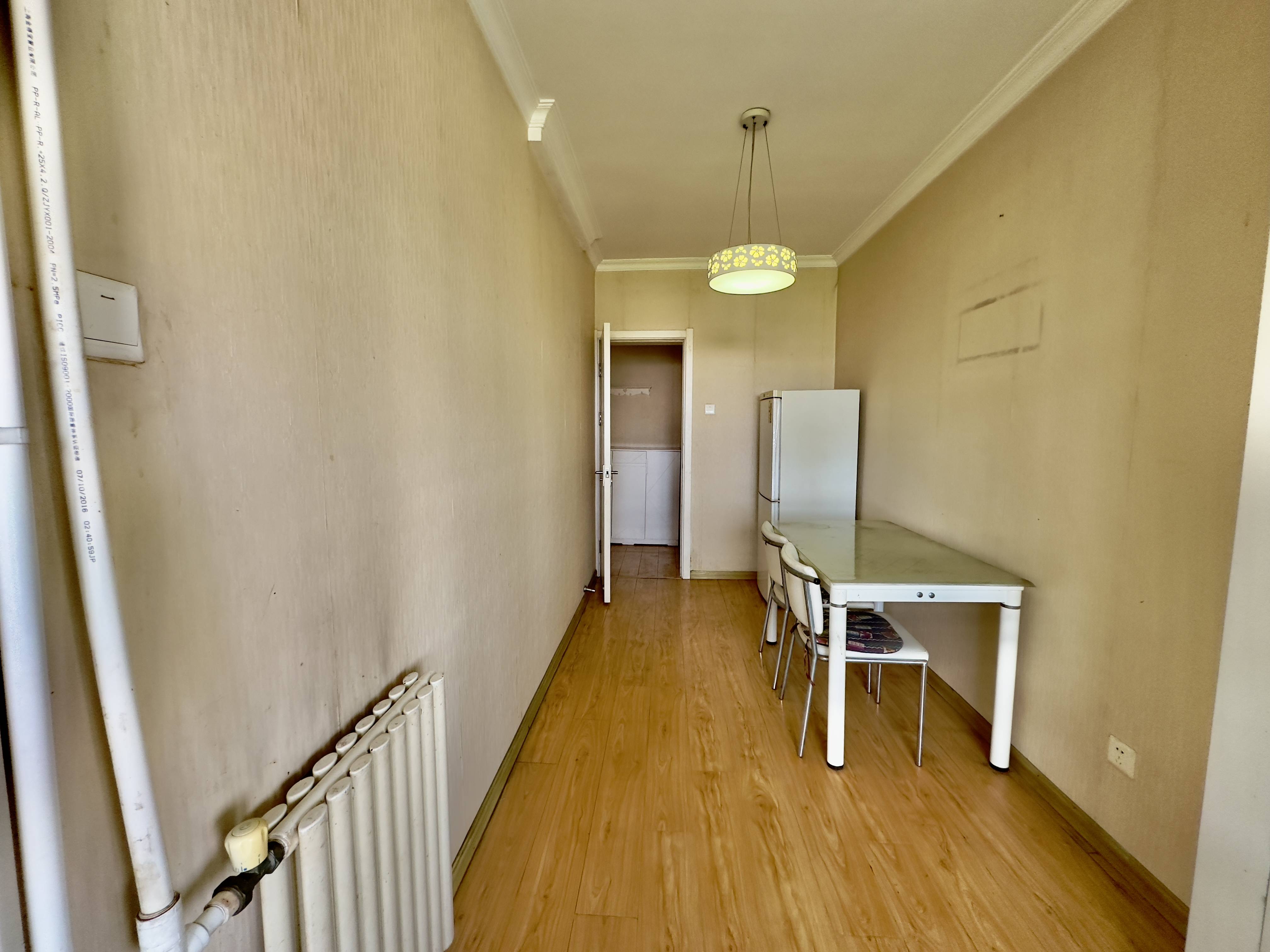 建国小经三路单位宿舍