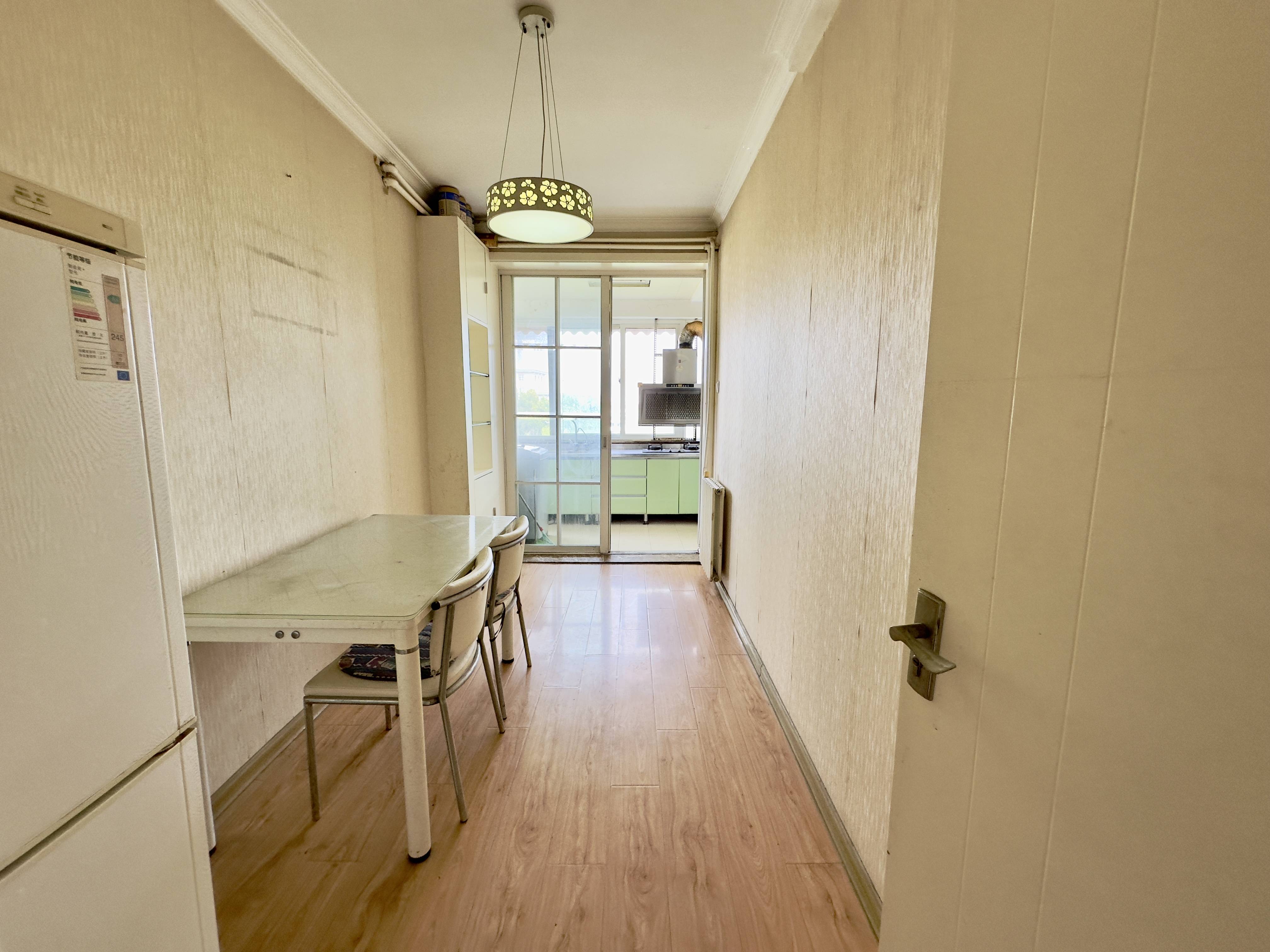 建国小经三路单位宿舍