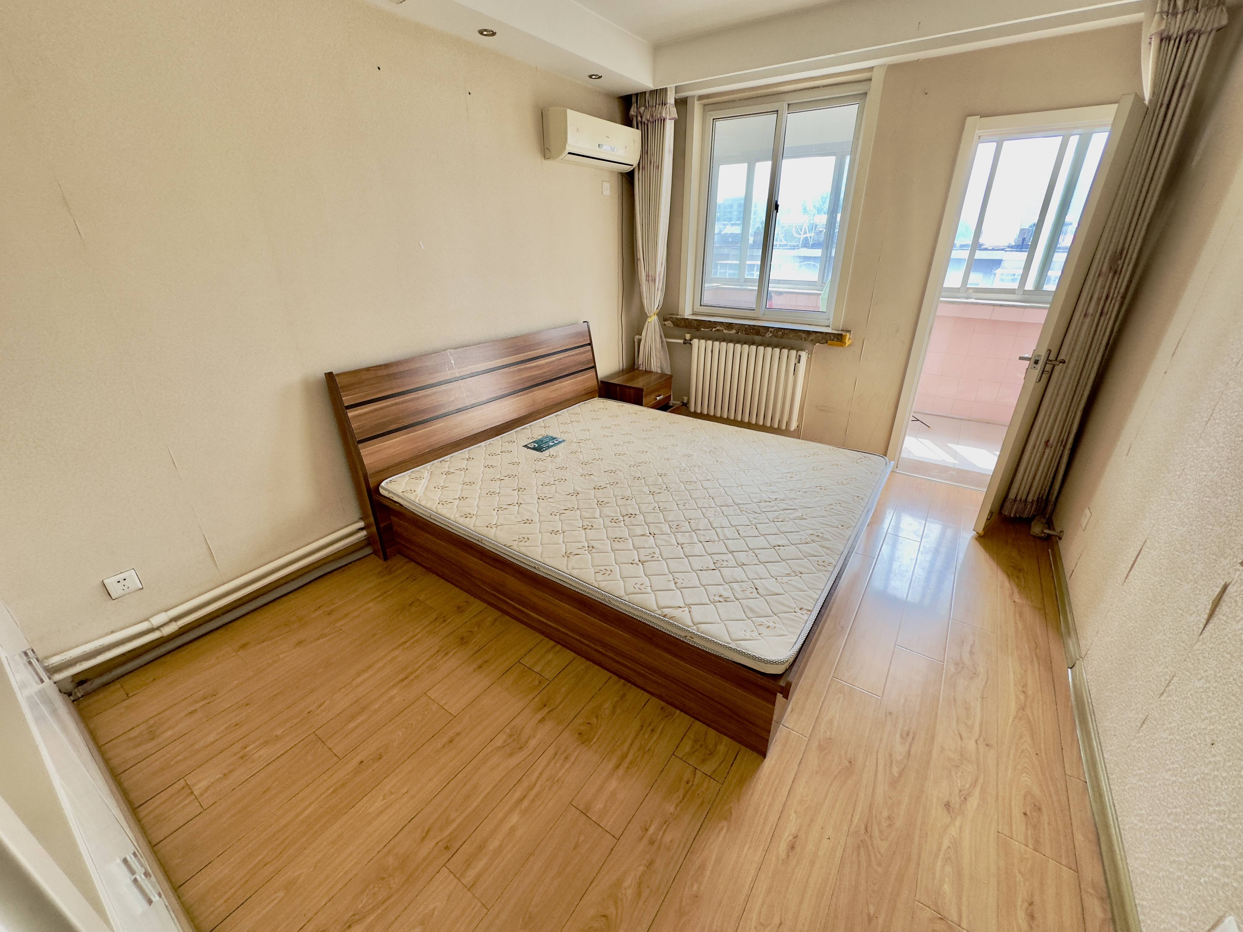 建国小经三路单位宿舍