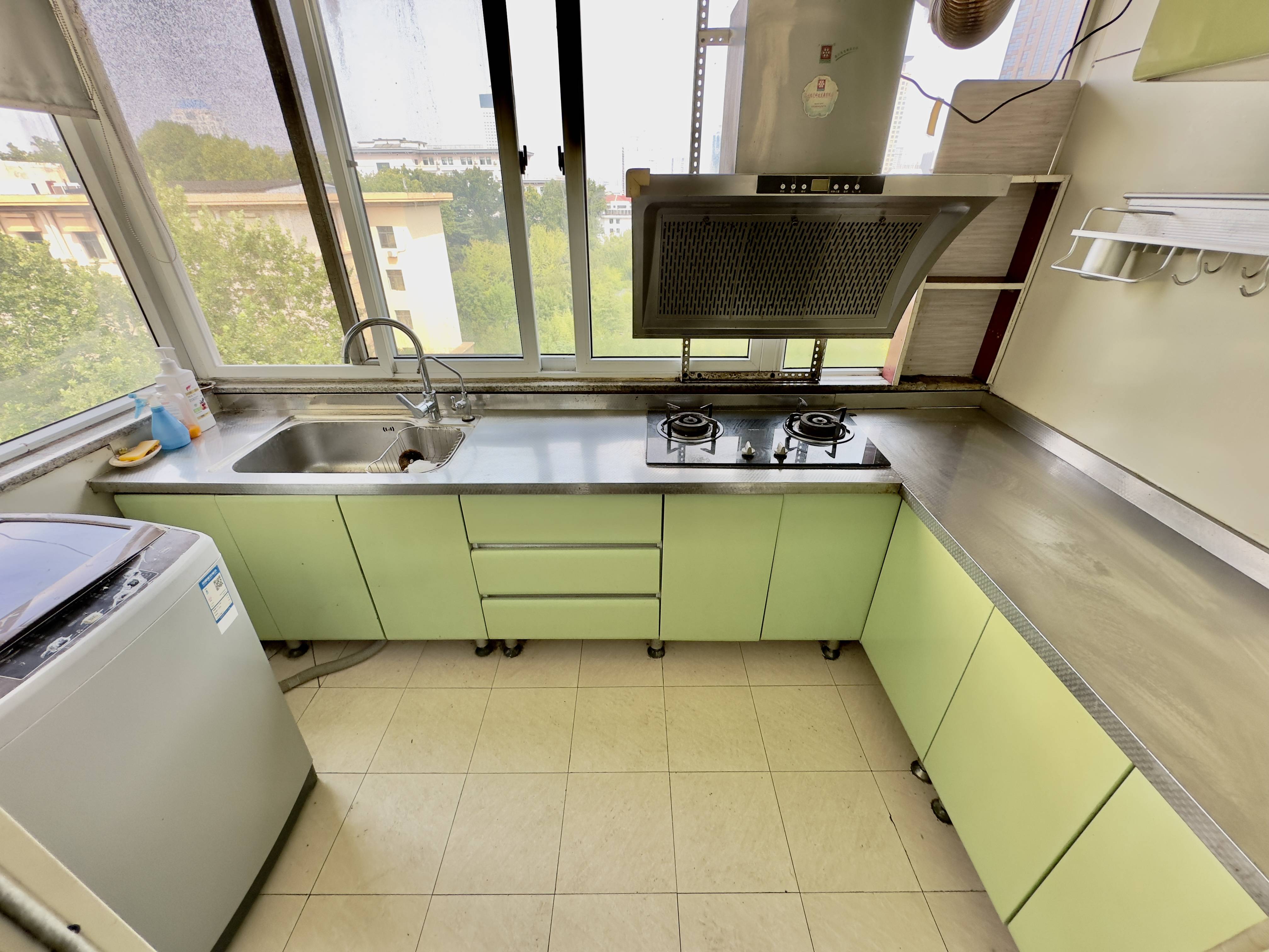 建国小经三路单位宿舍