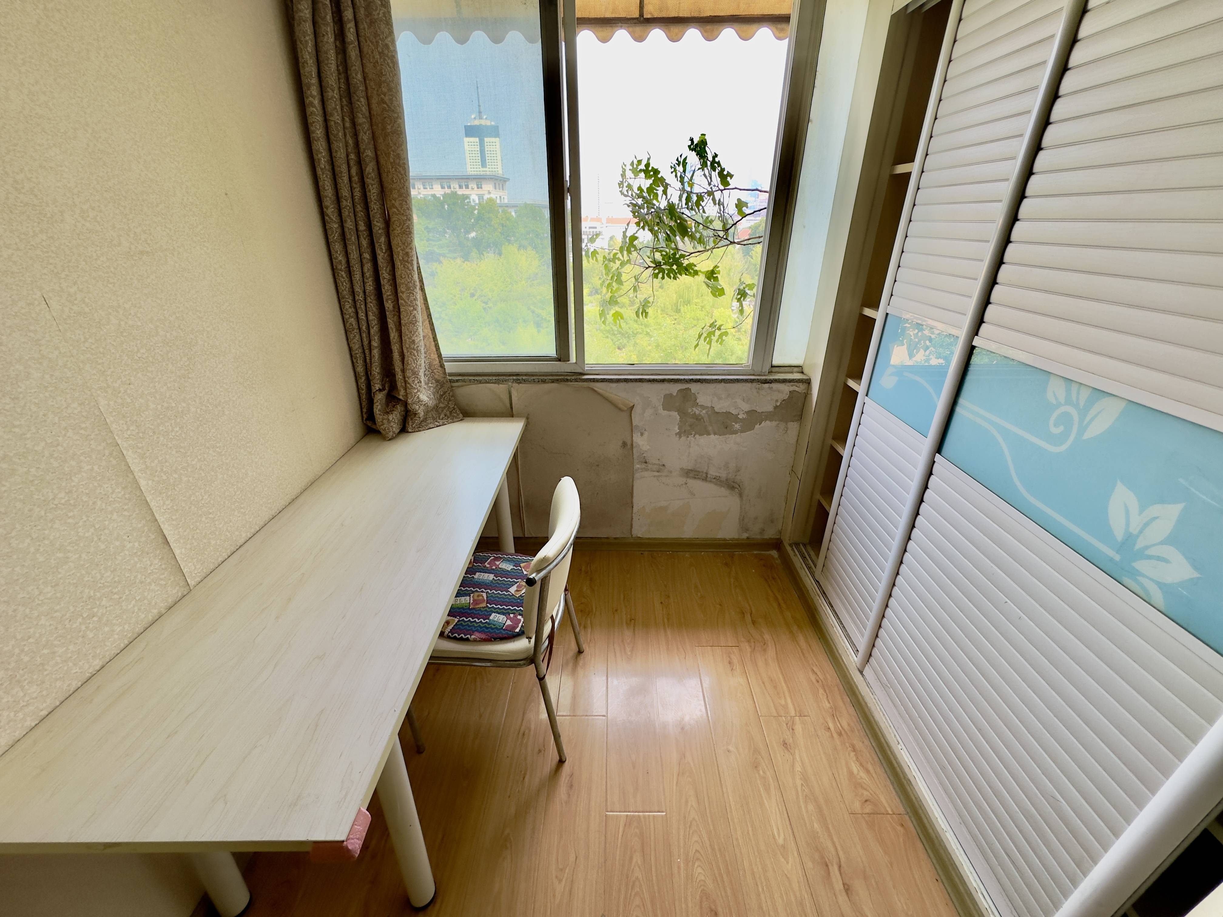 建国小经三路单位宿舍