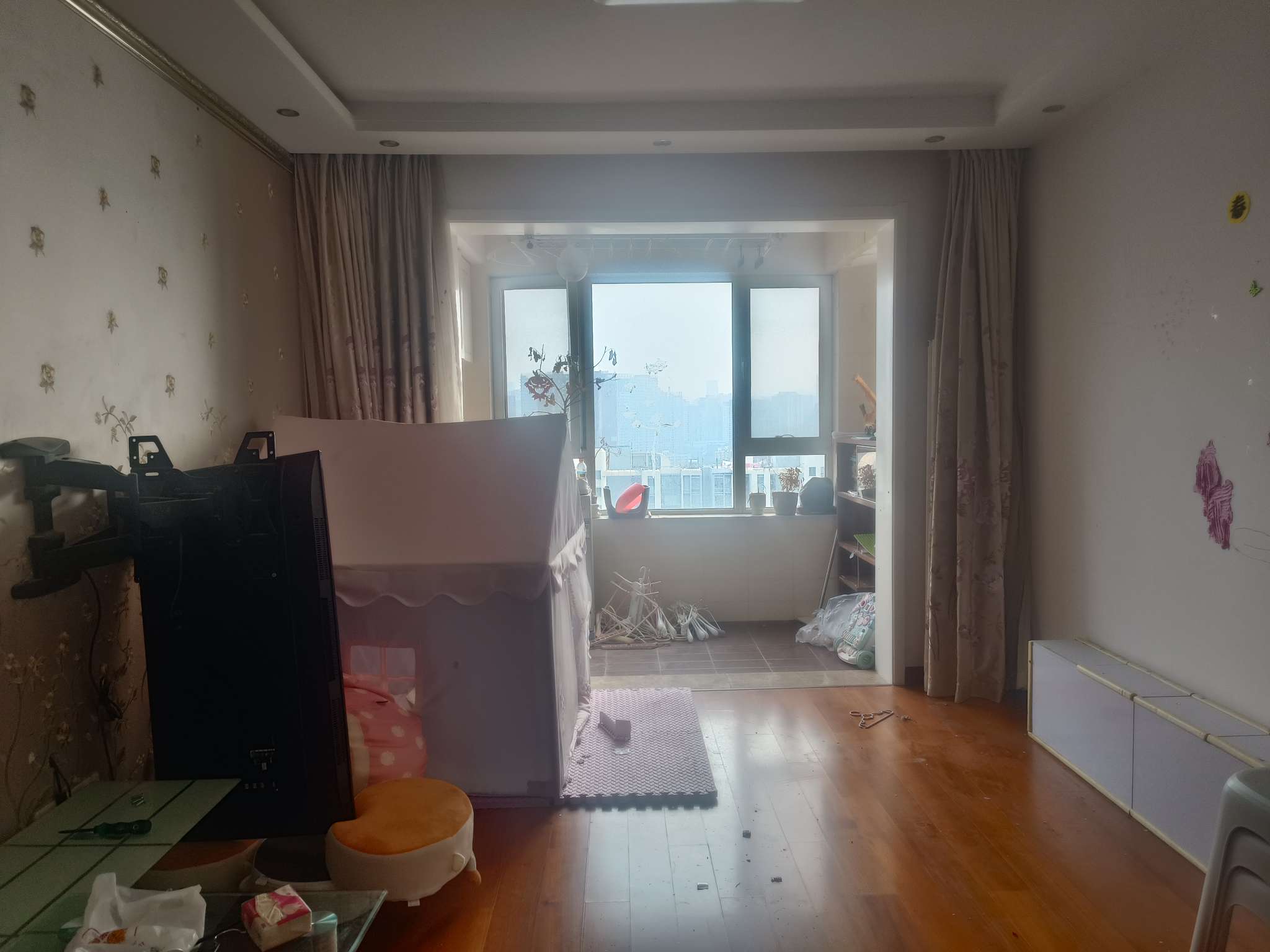 整租·康虹路 海信慧园 2室2厅 家具家电齐全！看房子提前打电话联系