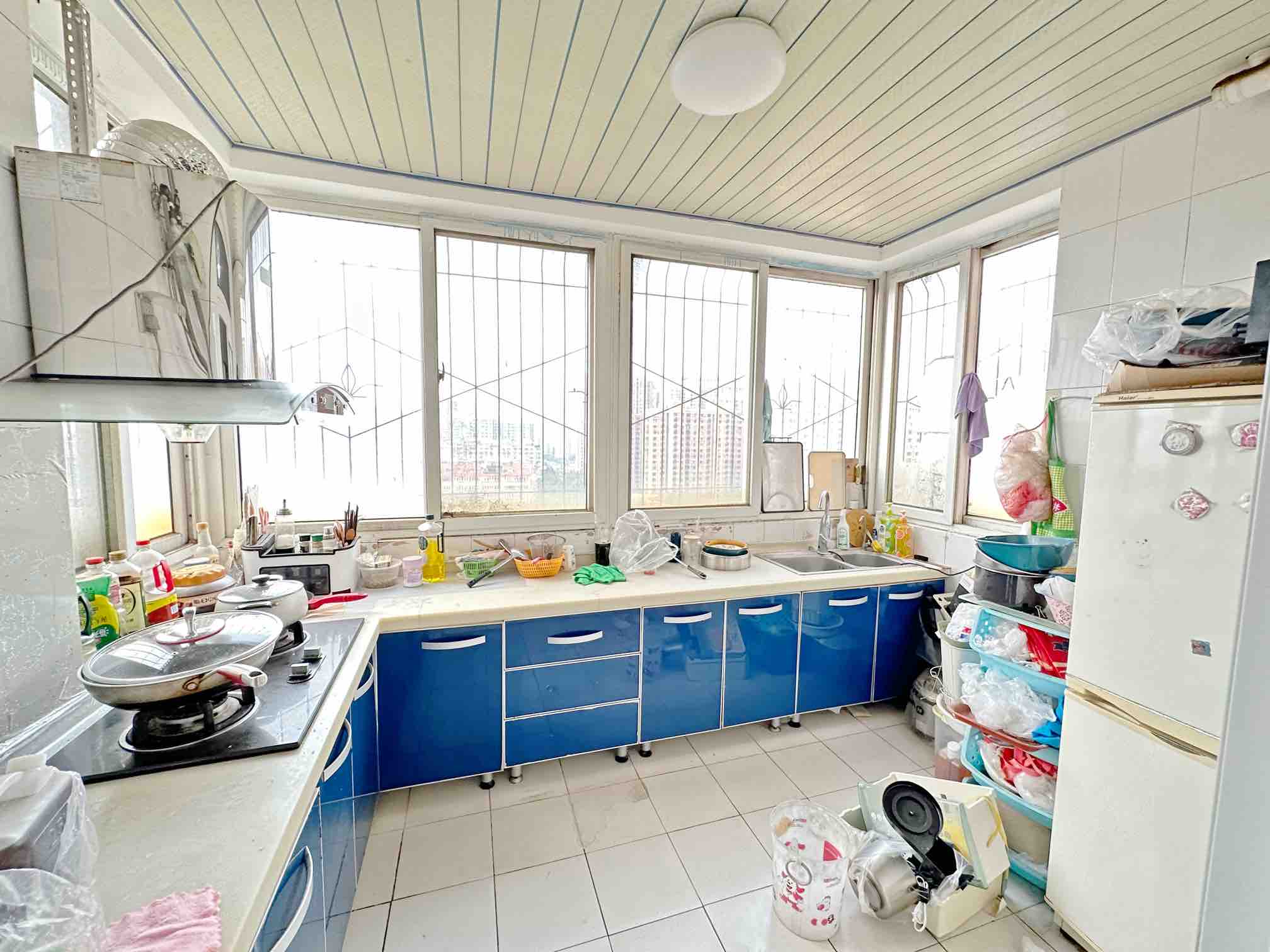 卧龙花园龙和苑