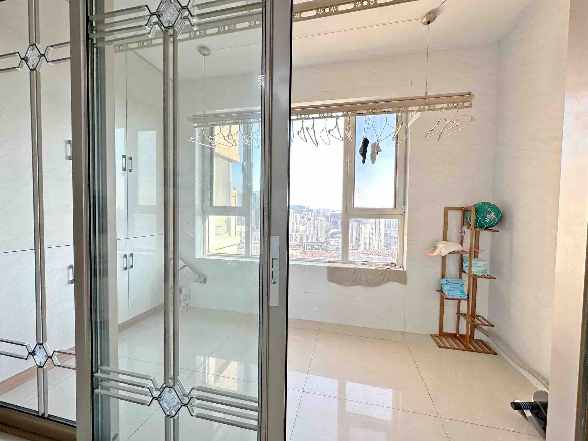 绿地新里卢浮公馆