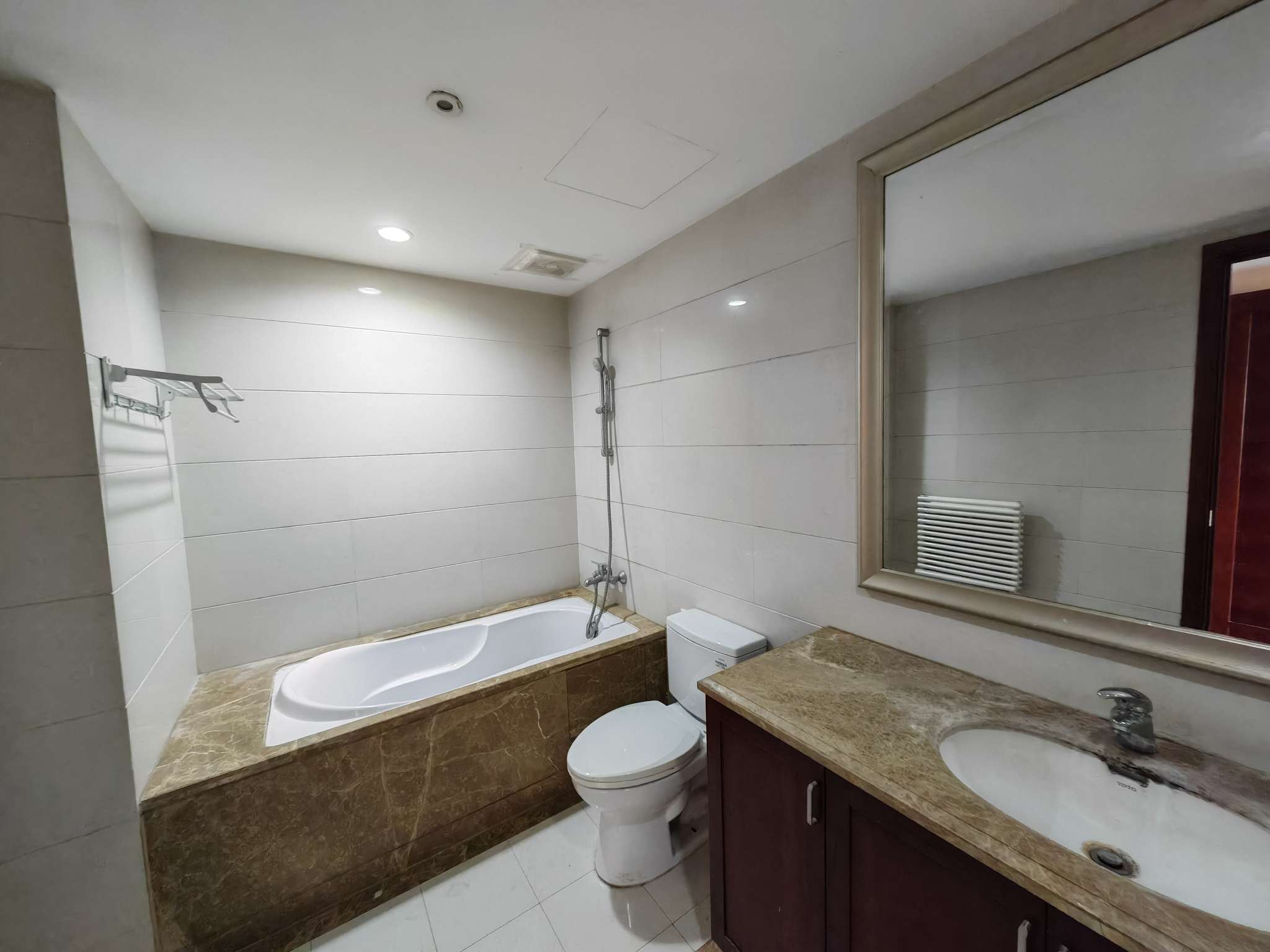 海尔绿城百合园