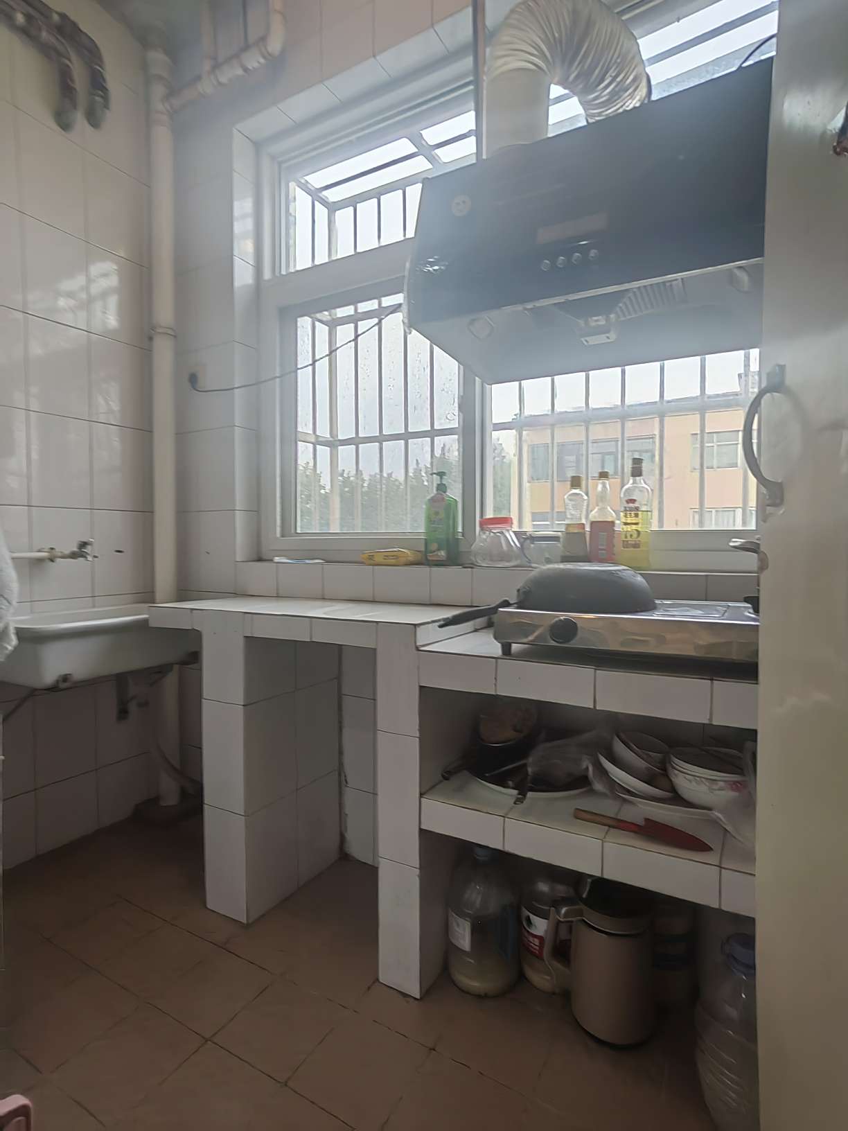 章丘实验二中东宿舍