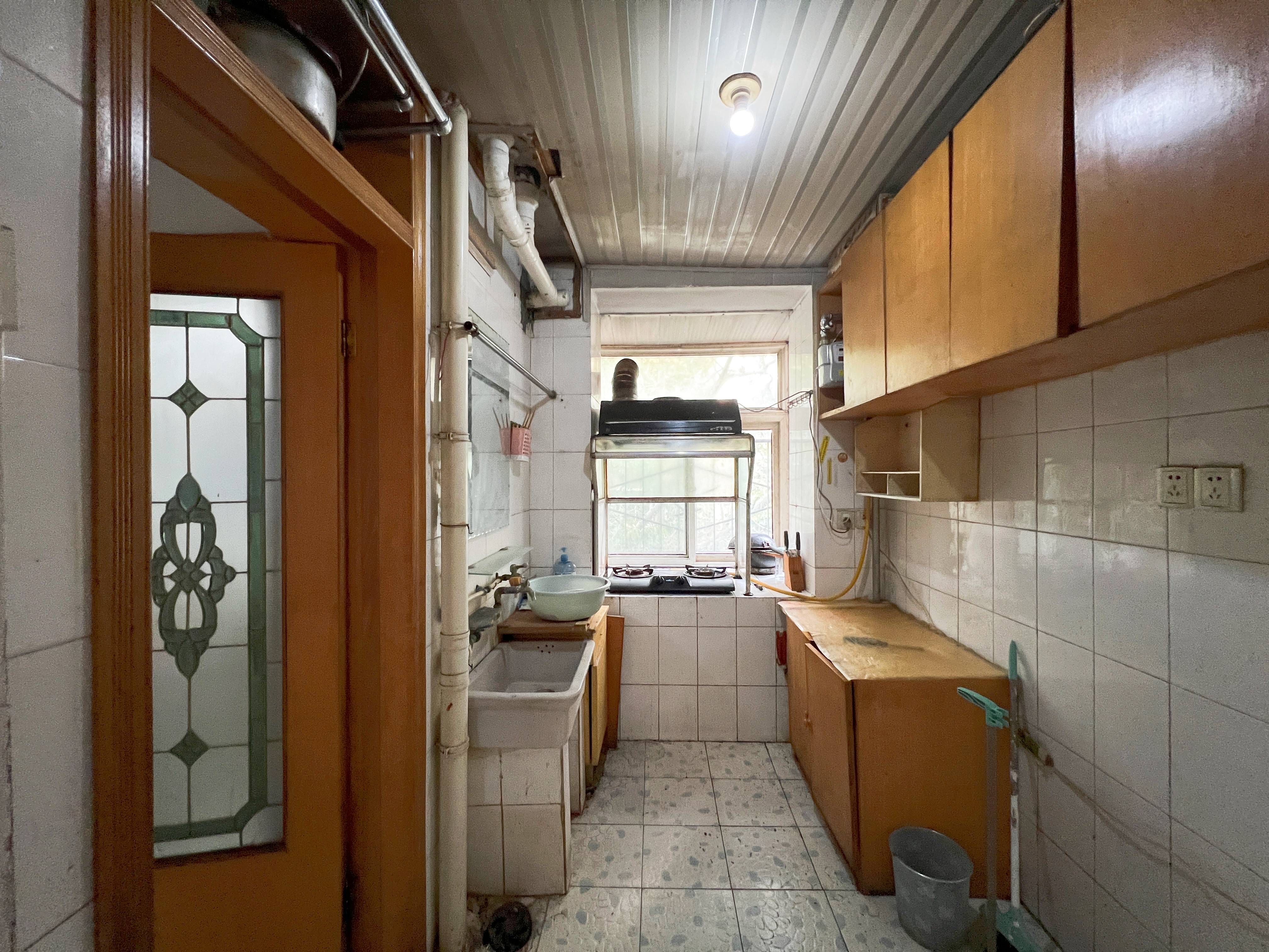 万盛街单位宿舍