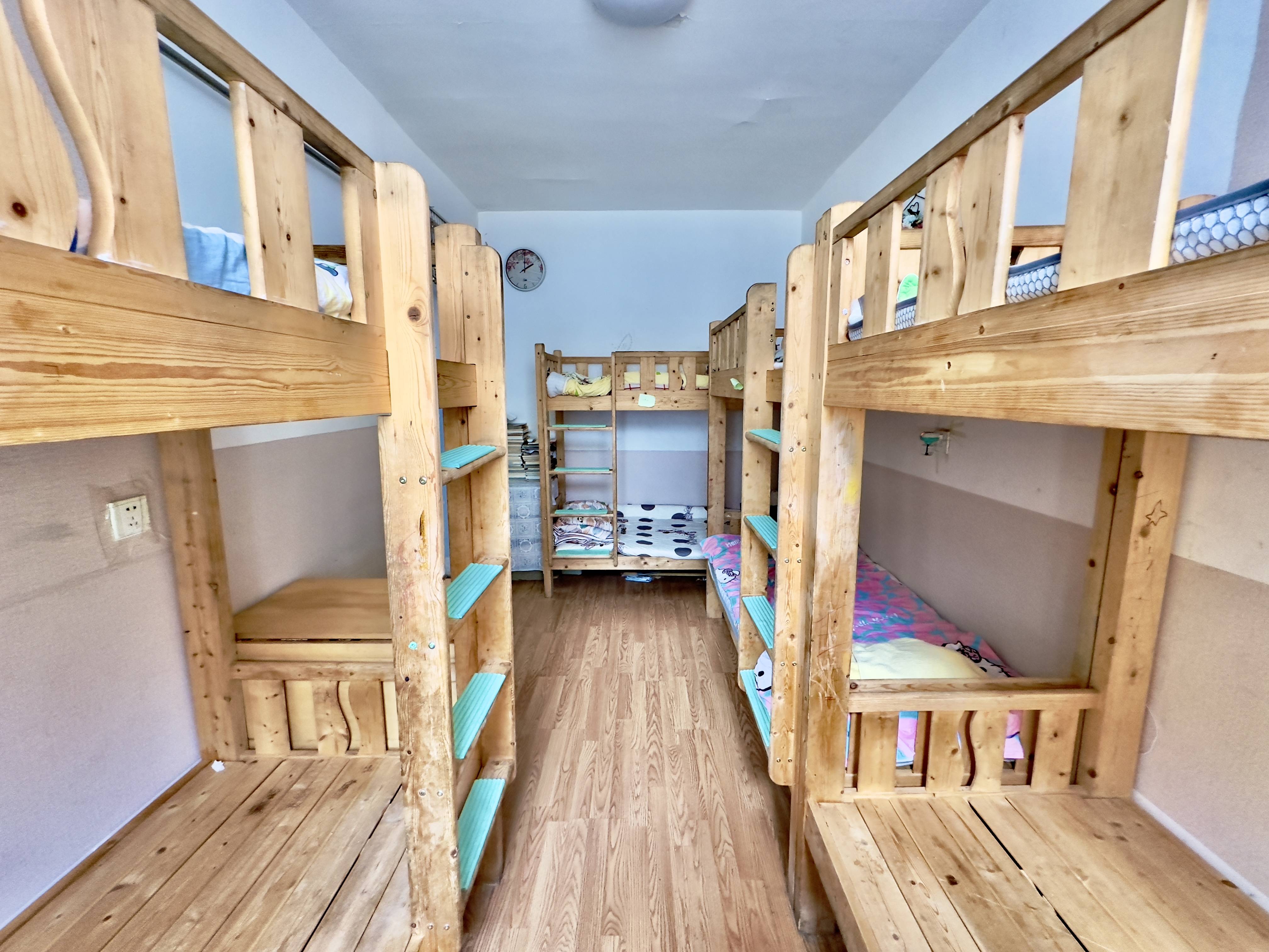  经八路单位宿舍 南北