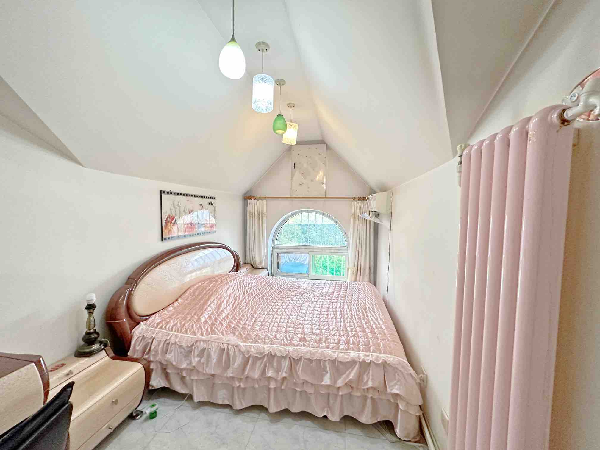 卧龙花园龙昌苑(四区)