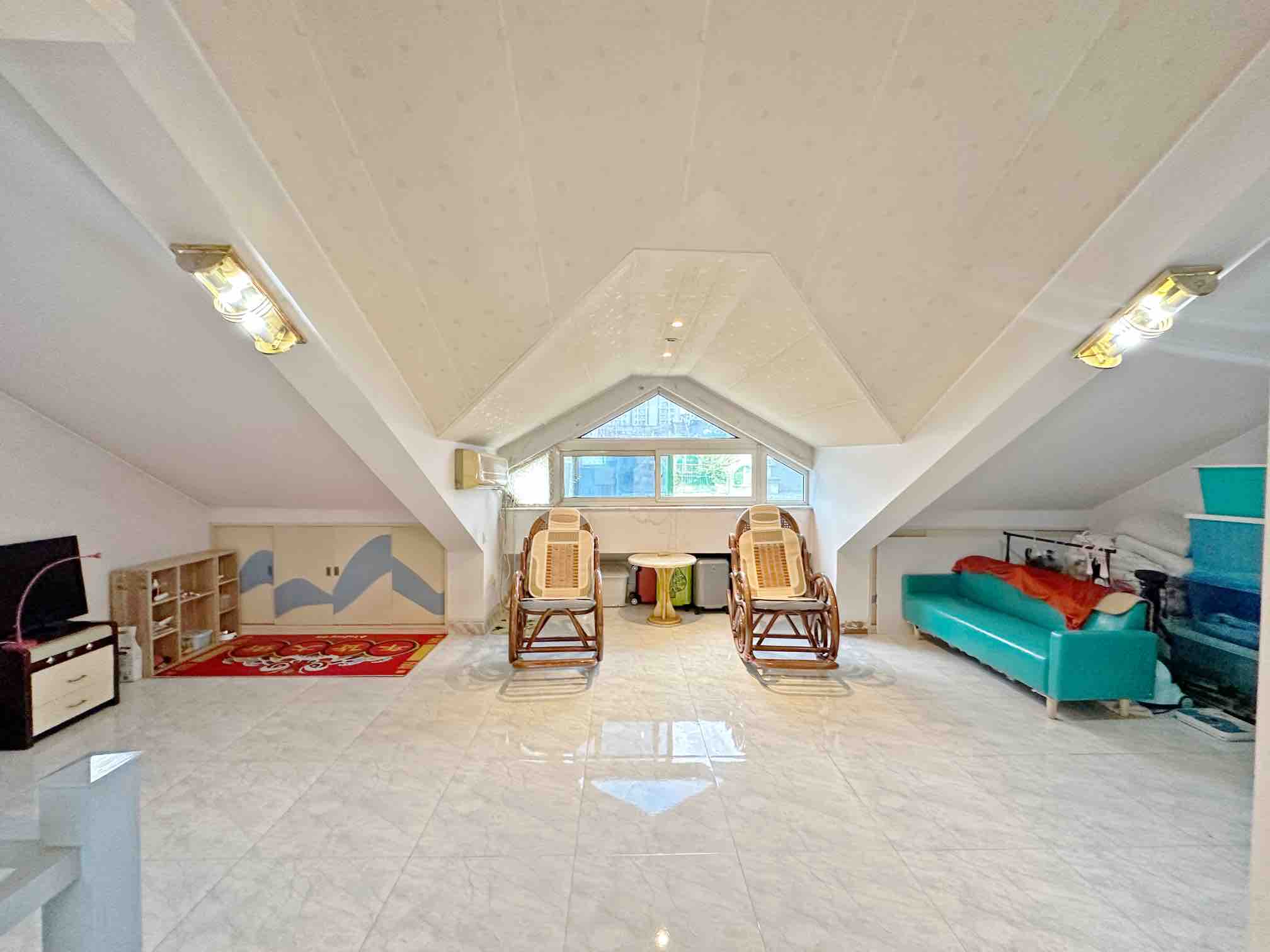 卧龙花园龙昌苑(四区)