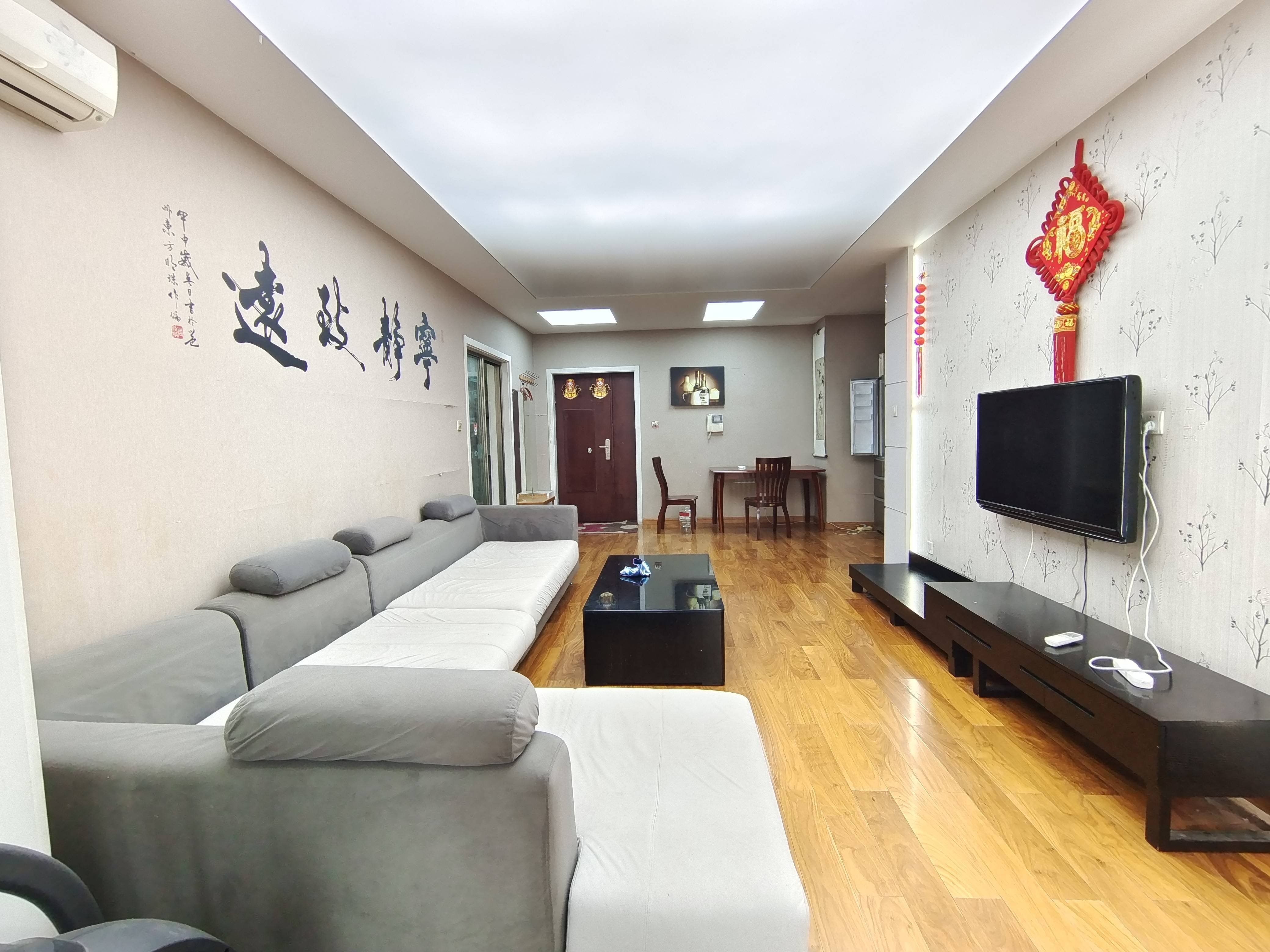 名士豪庭一区