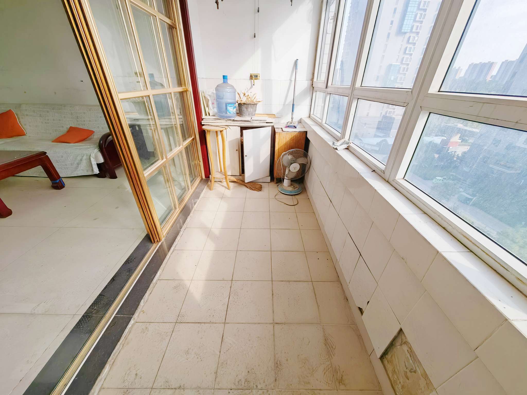 港基滨河华庭