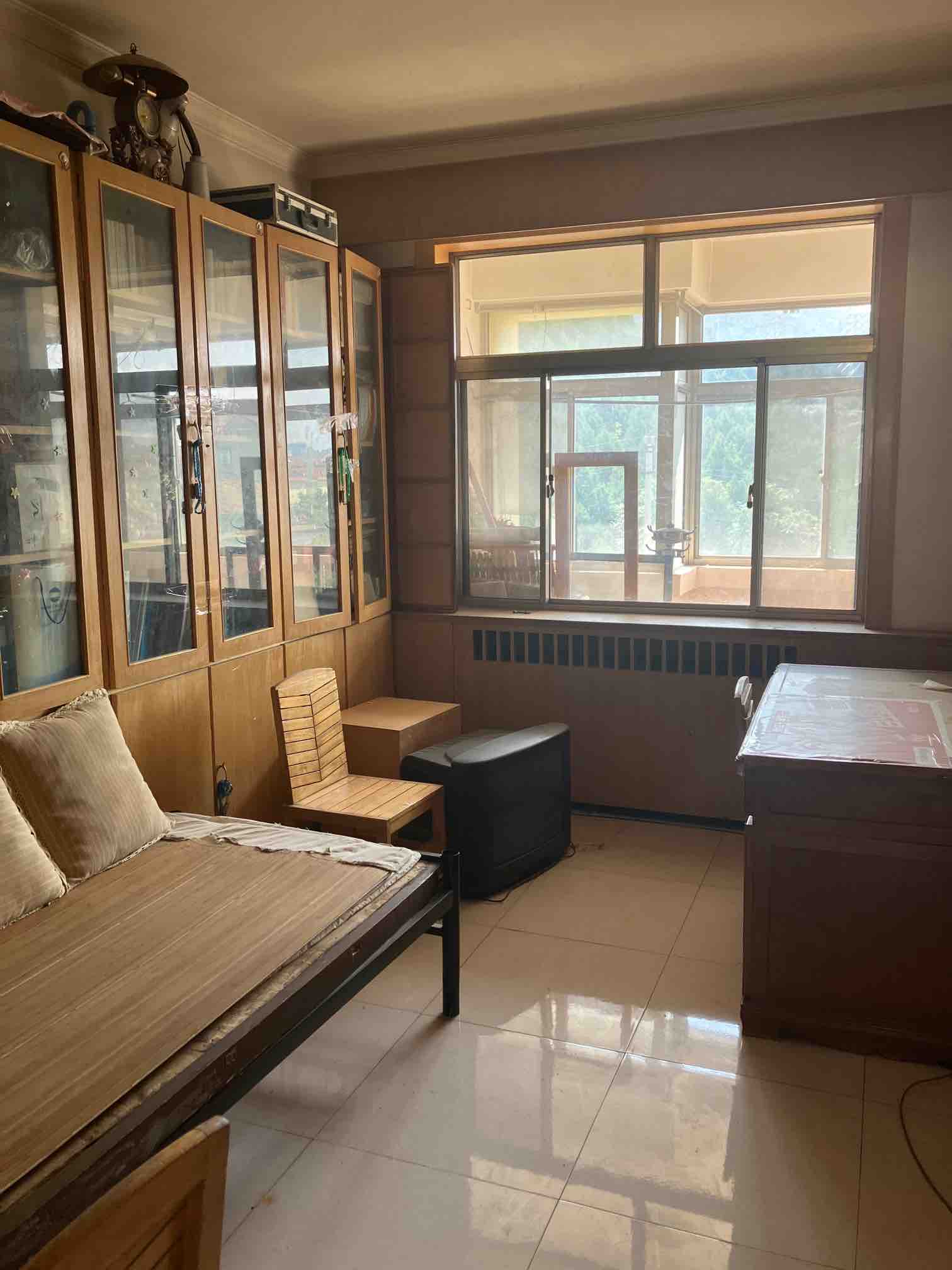 舜耕路36号(省府单位宿舍)