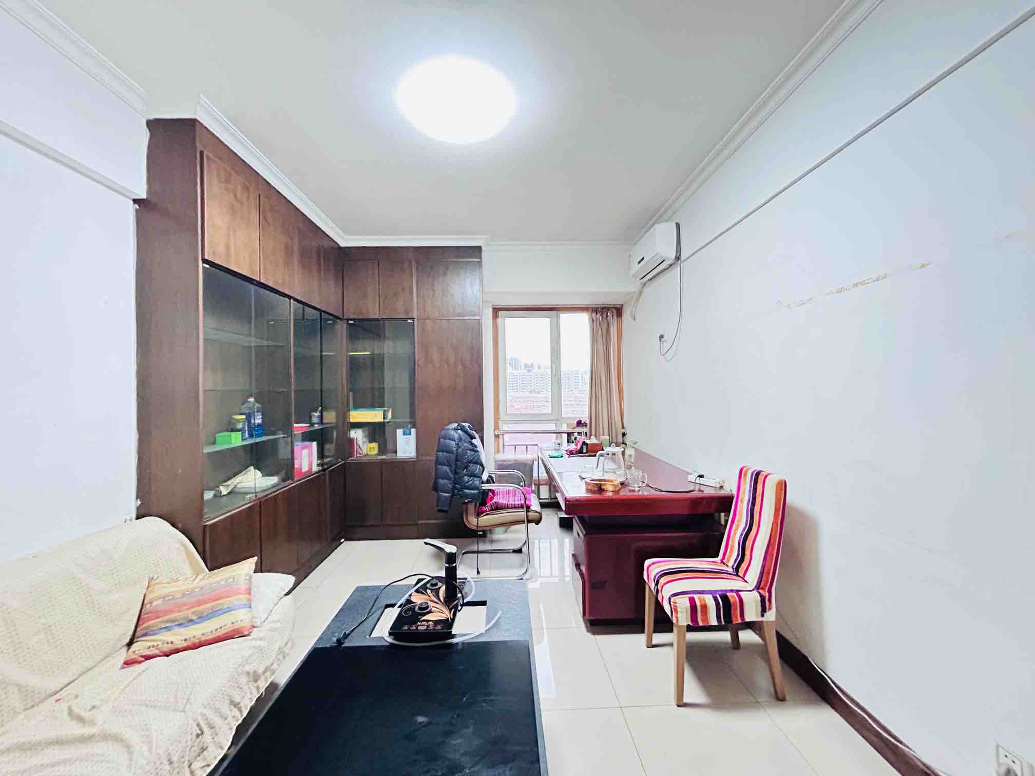  东方丽景大厦 南北