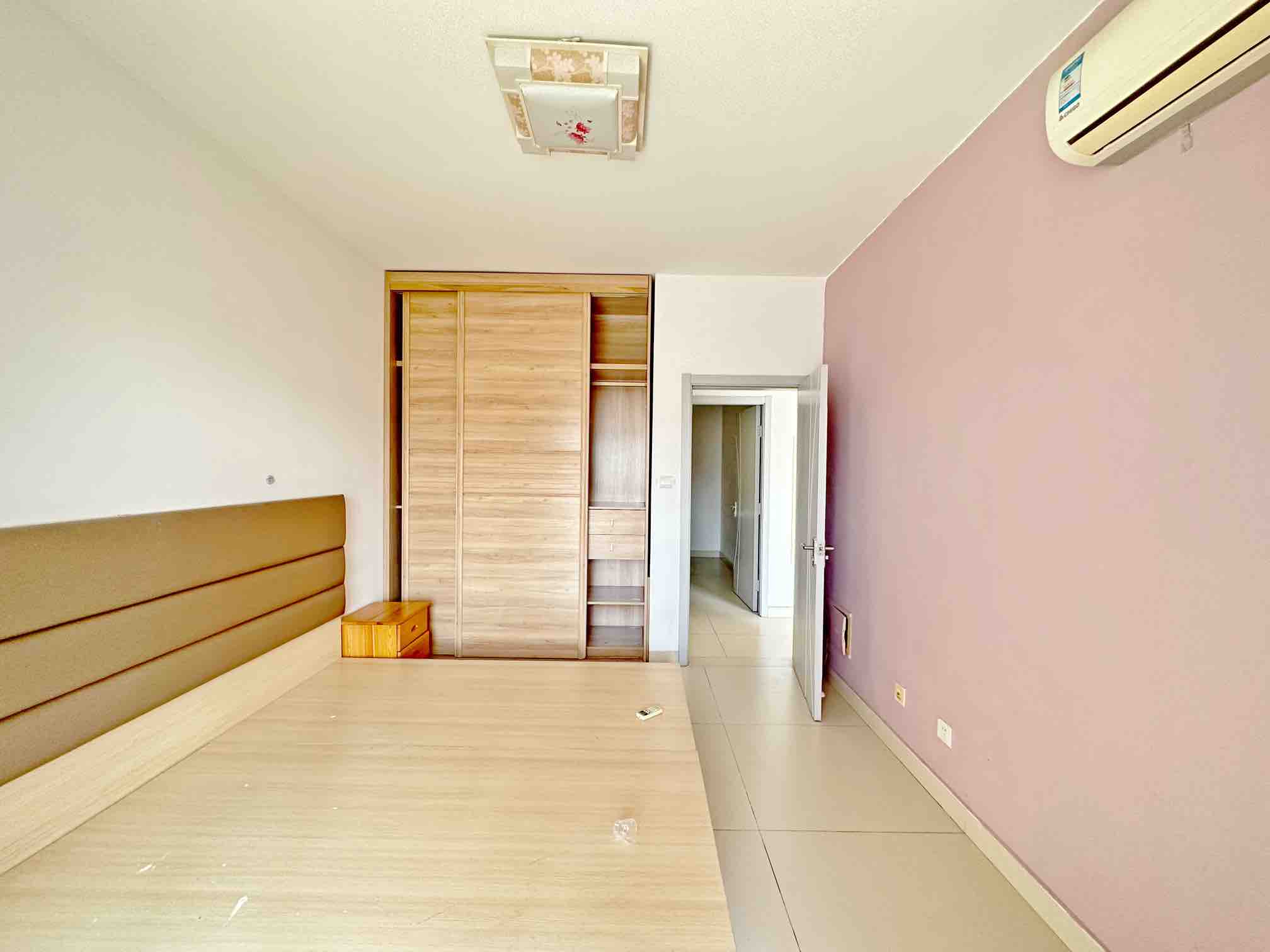 绿地新里卢浮公馆