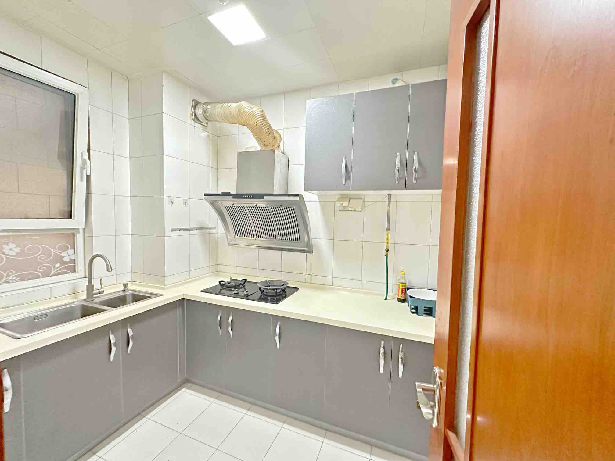 绿地新里卢浮公馆