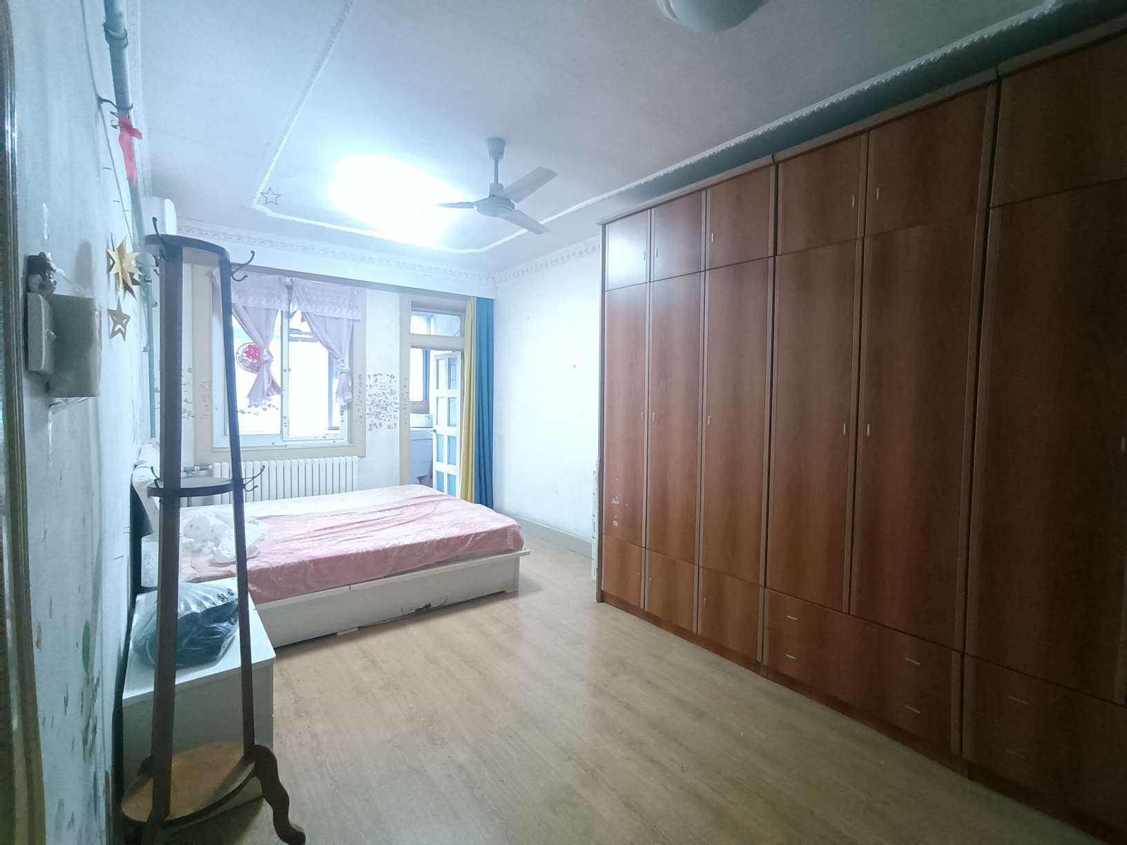 经八路单位宿舍