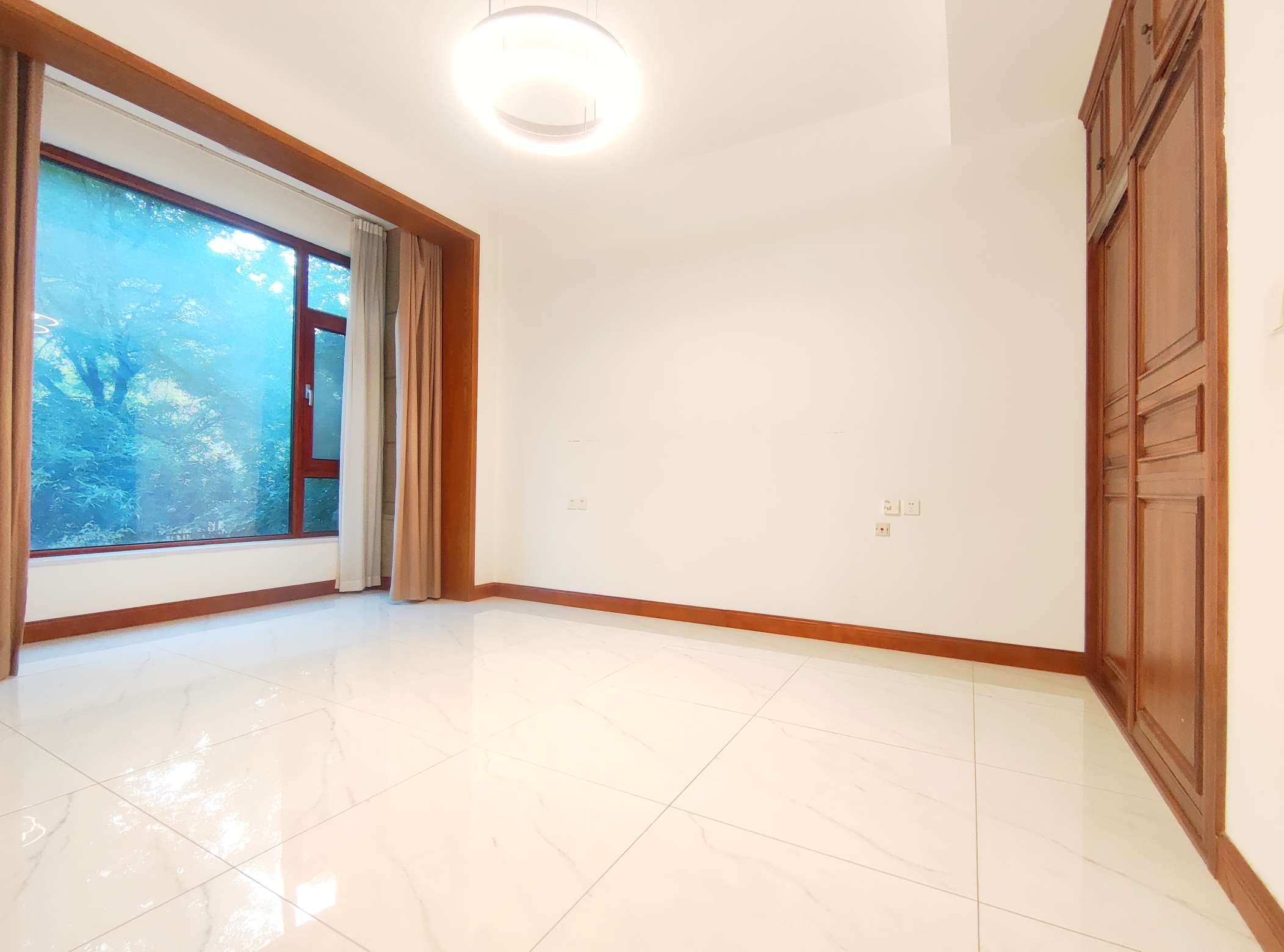 海尔绿城全运村锦兰园