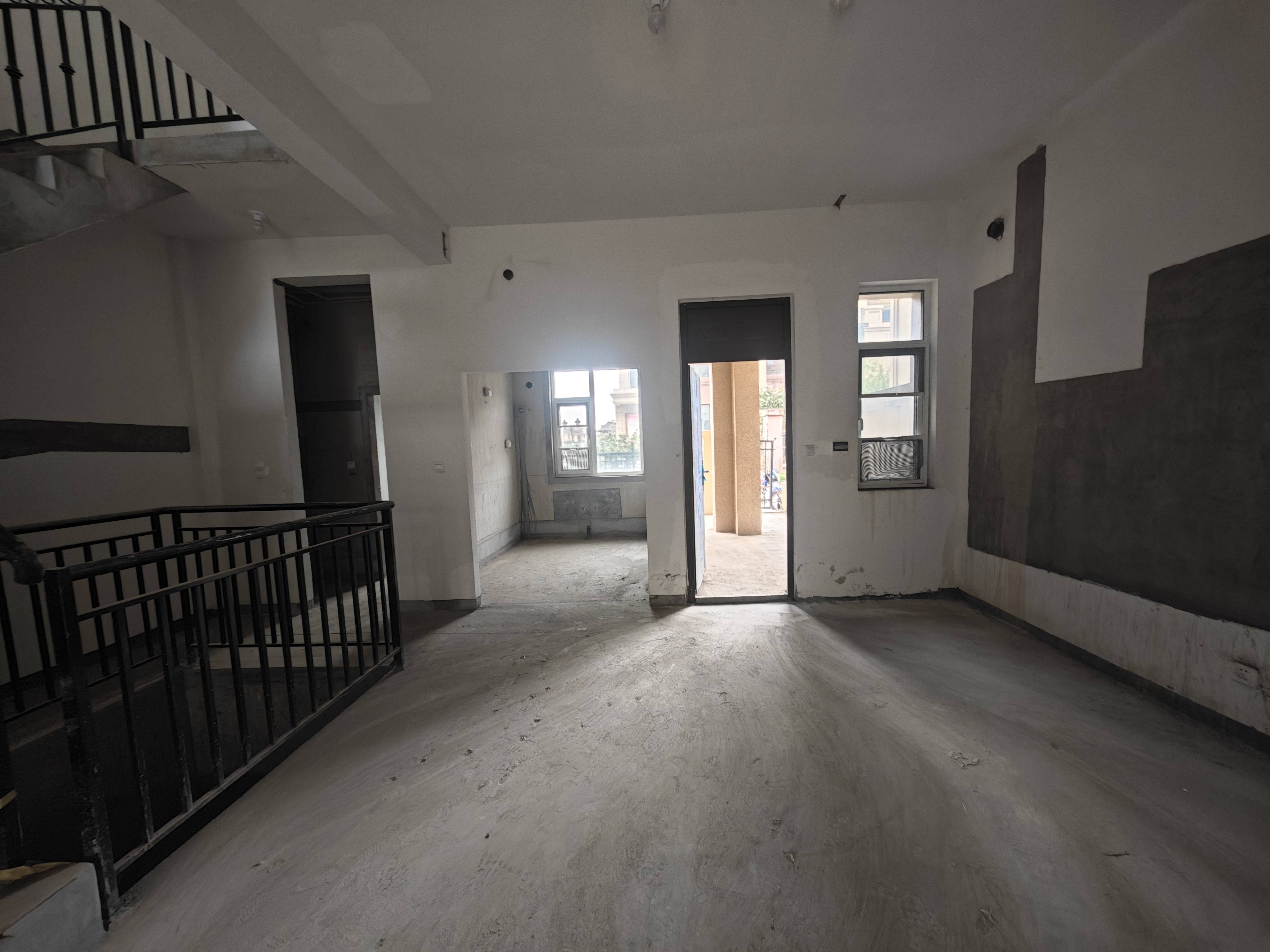 银丰唐郡玫瑰园