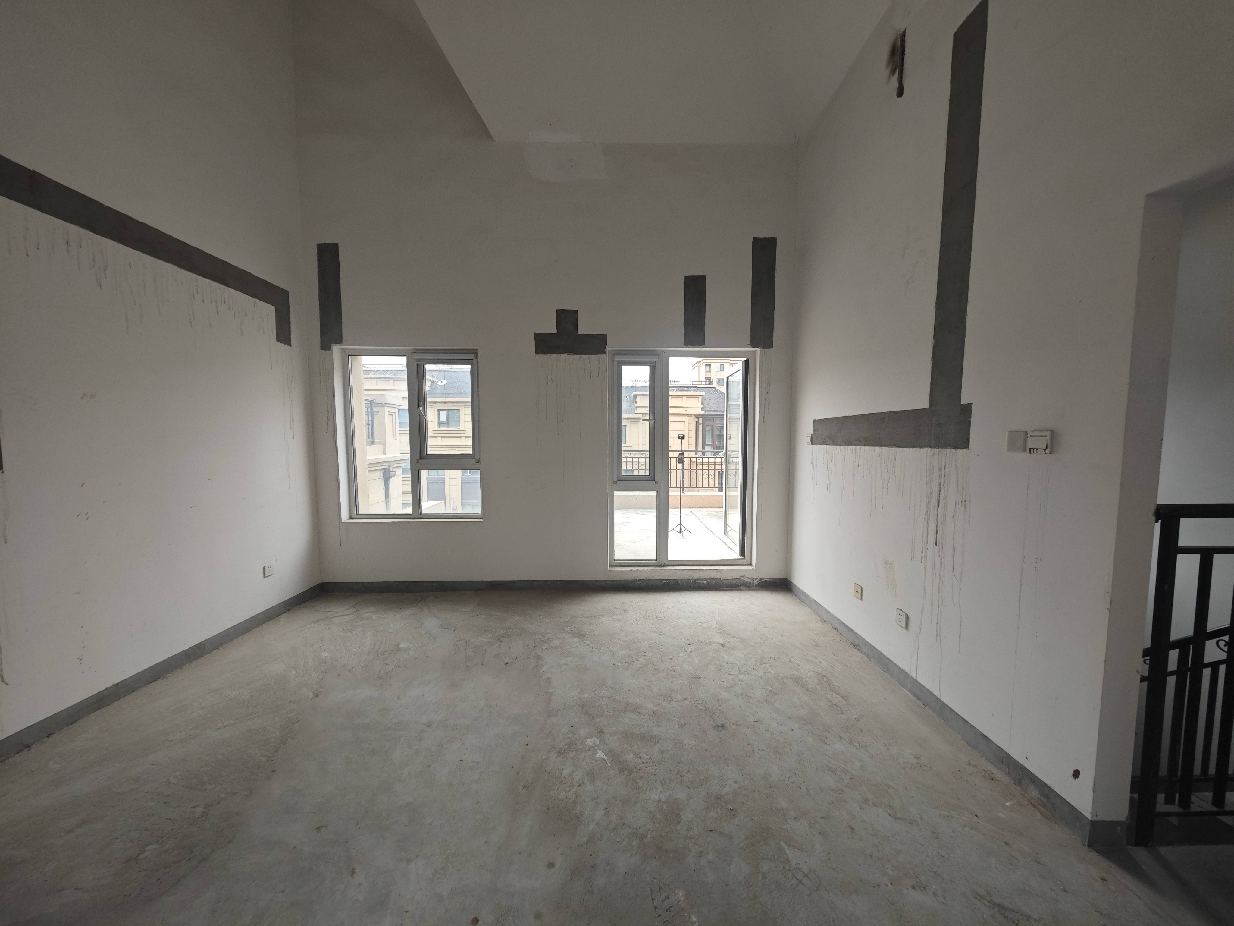 银丰唐郡玫瑰园