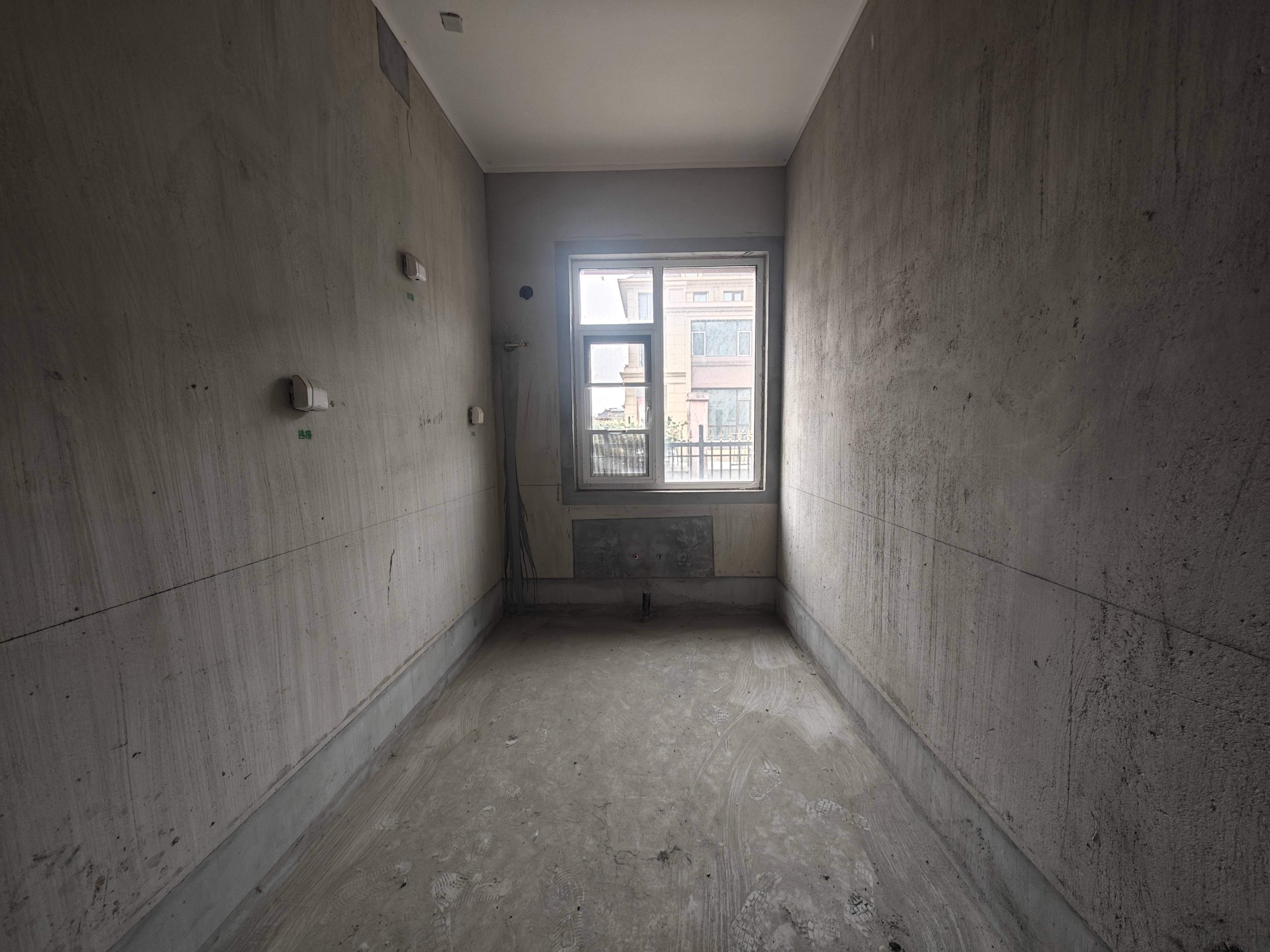 银丰唐郡玫瑰园