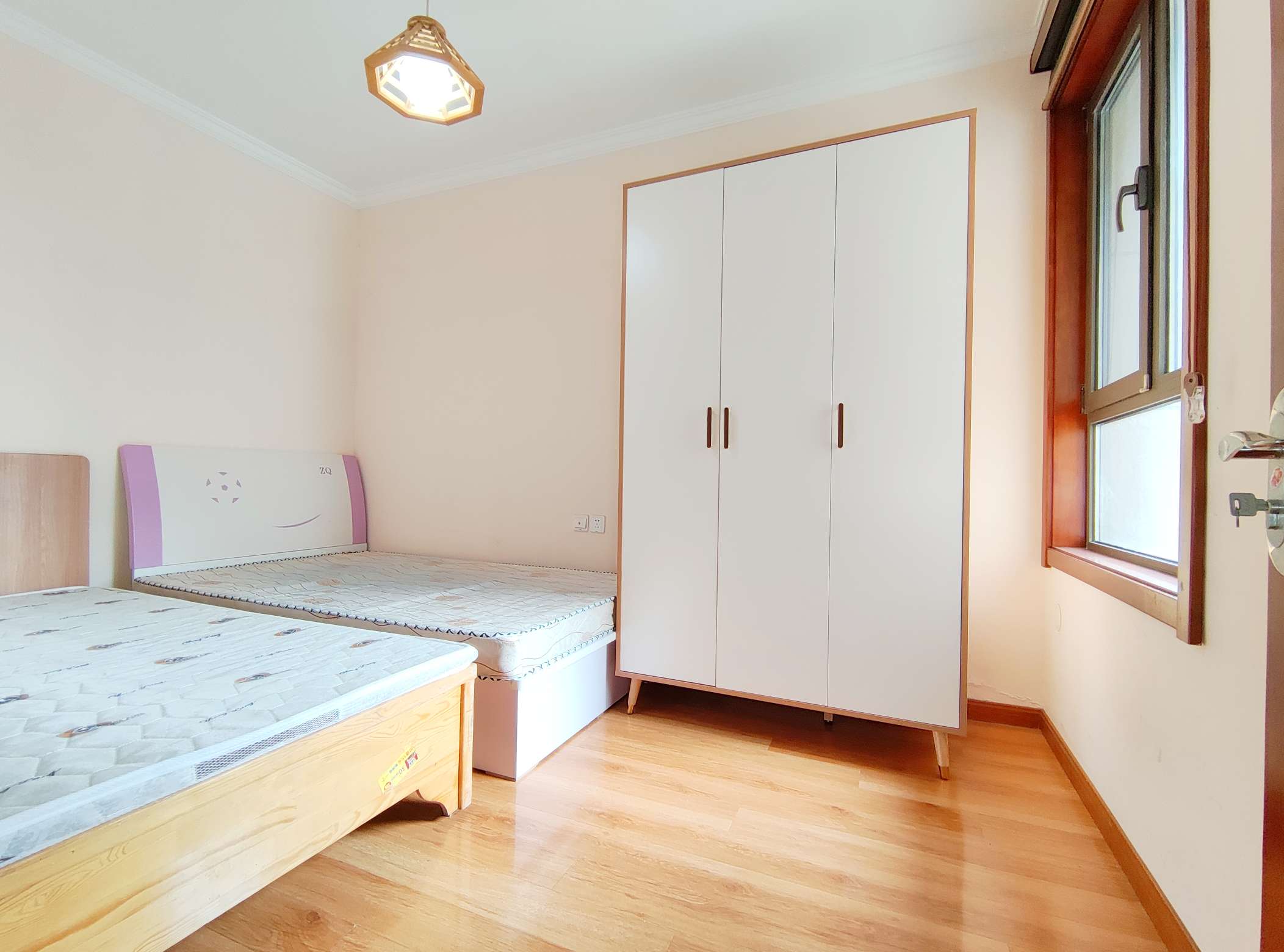 鲁邦奥林逸城东区