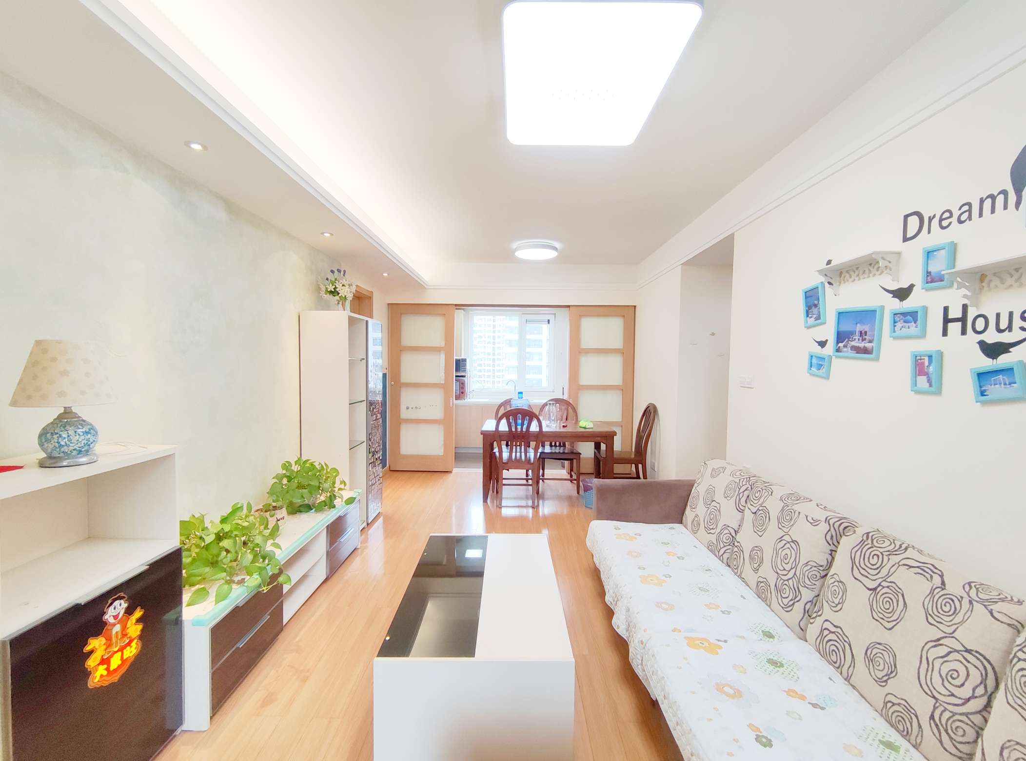  奥体中心 万科麓山  ，精装交付，证满二，采光好