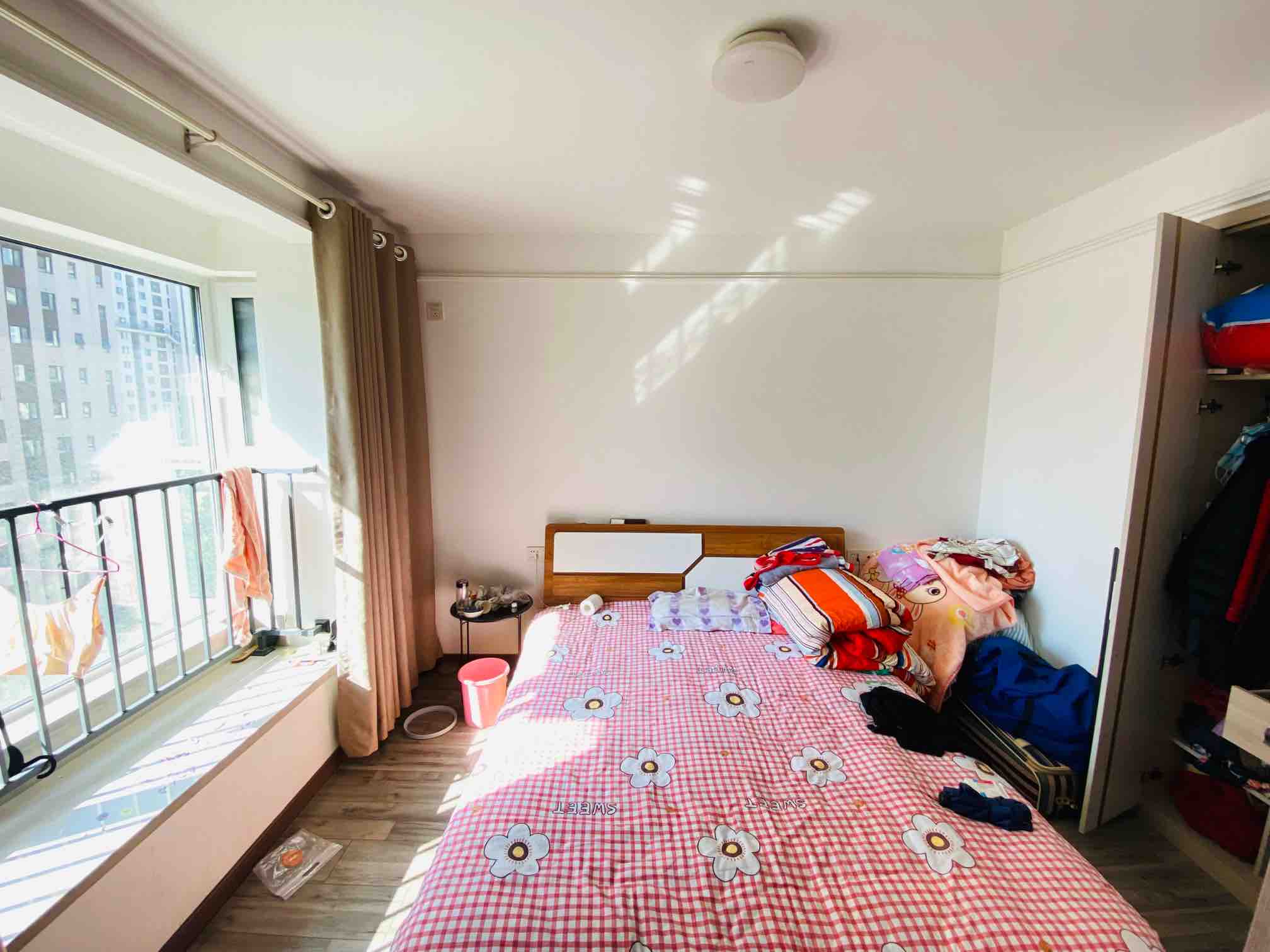 万科龙湖城市之光