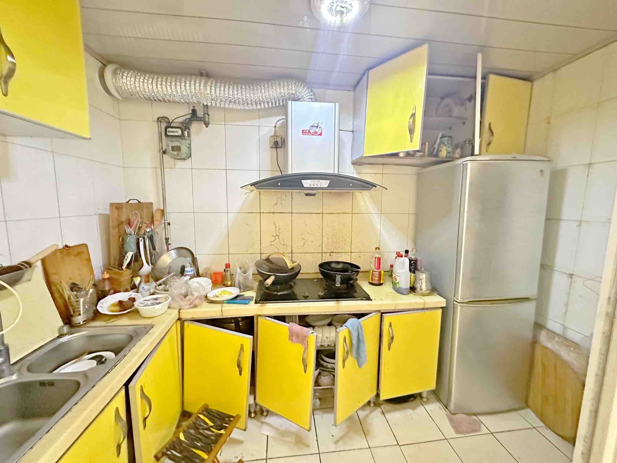 卧龙花园龙泰苑