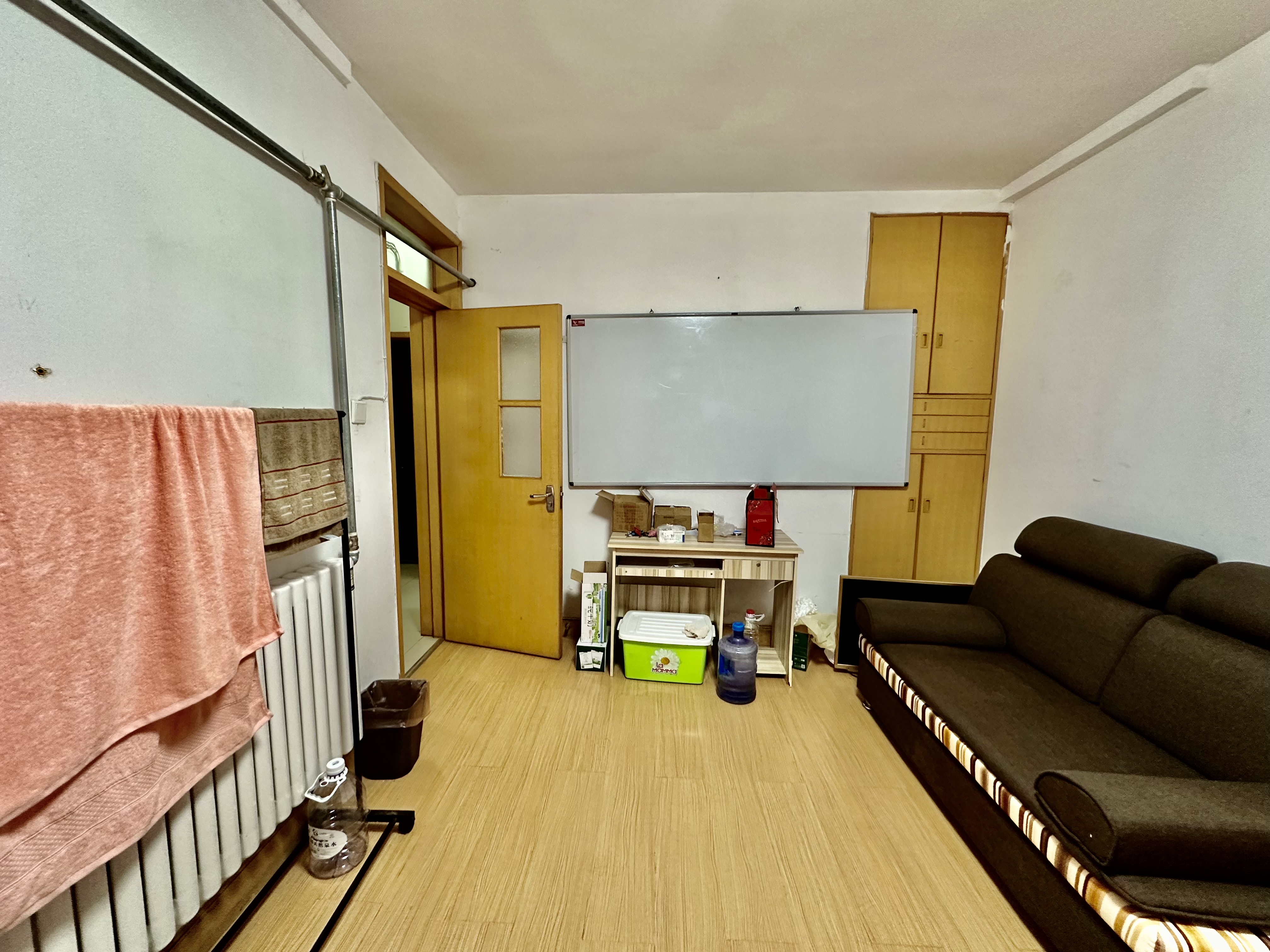 经八路单位宿舍