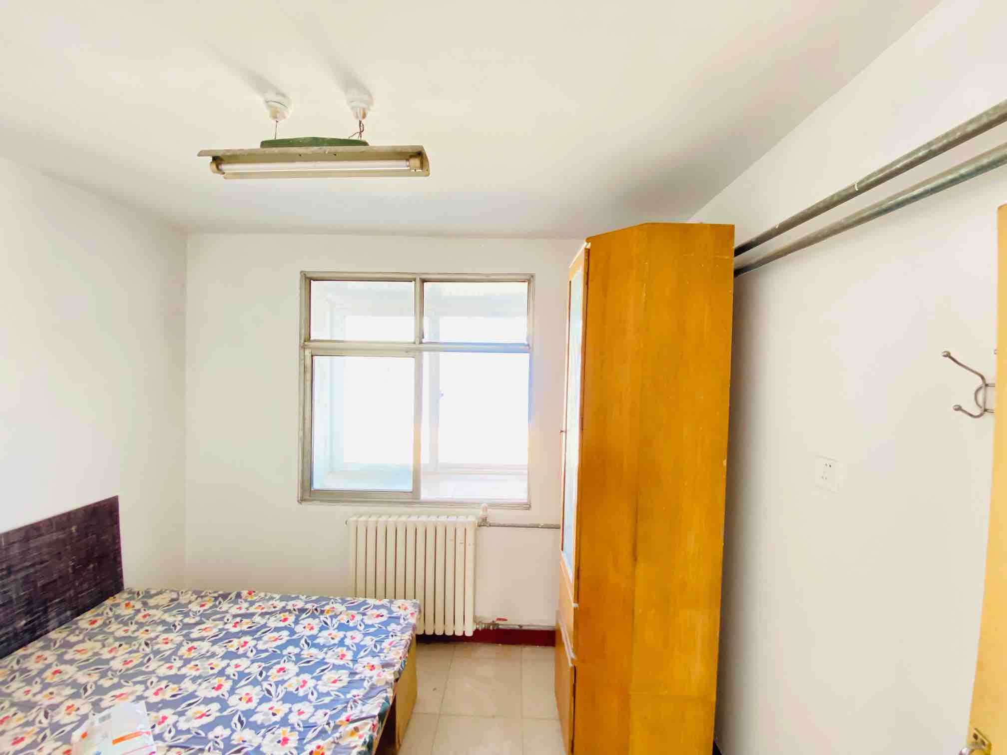 济钢新村中心区