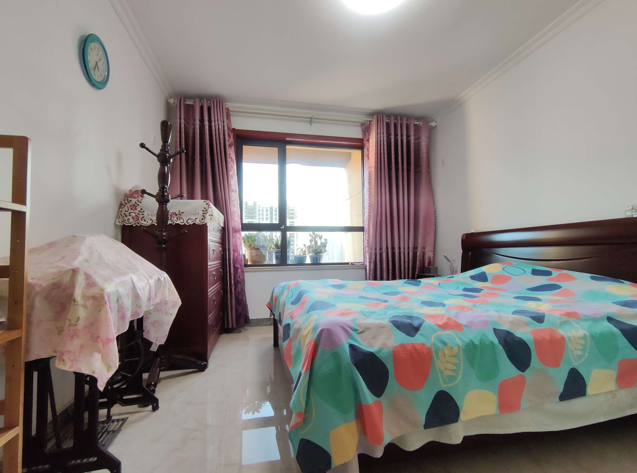 鲁邦奥林逸城西区