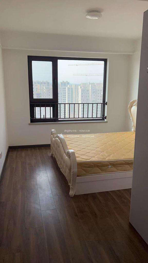 万科翡翠山语