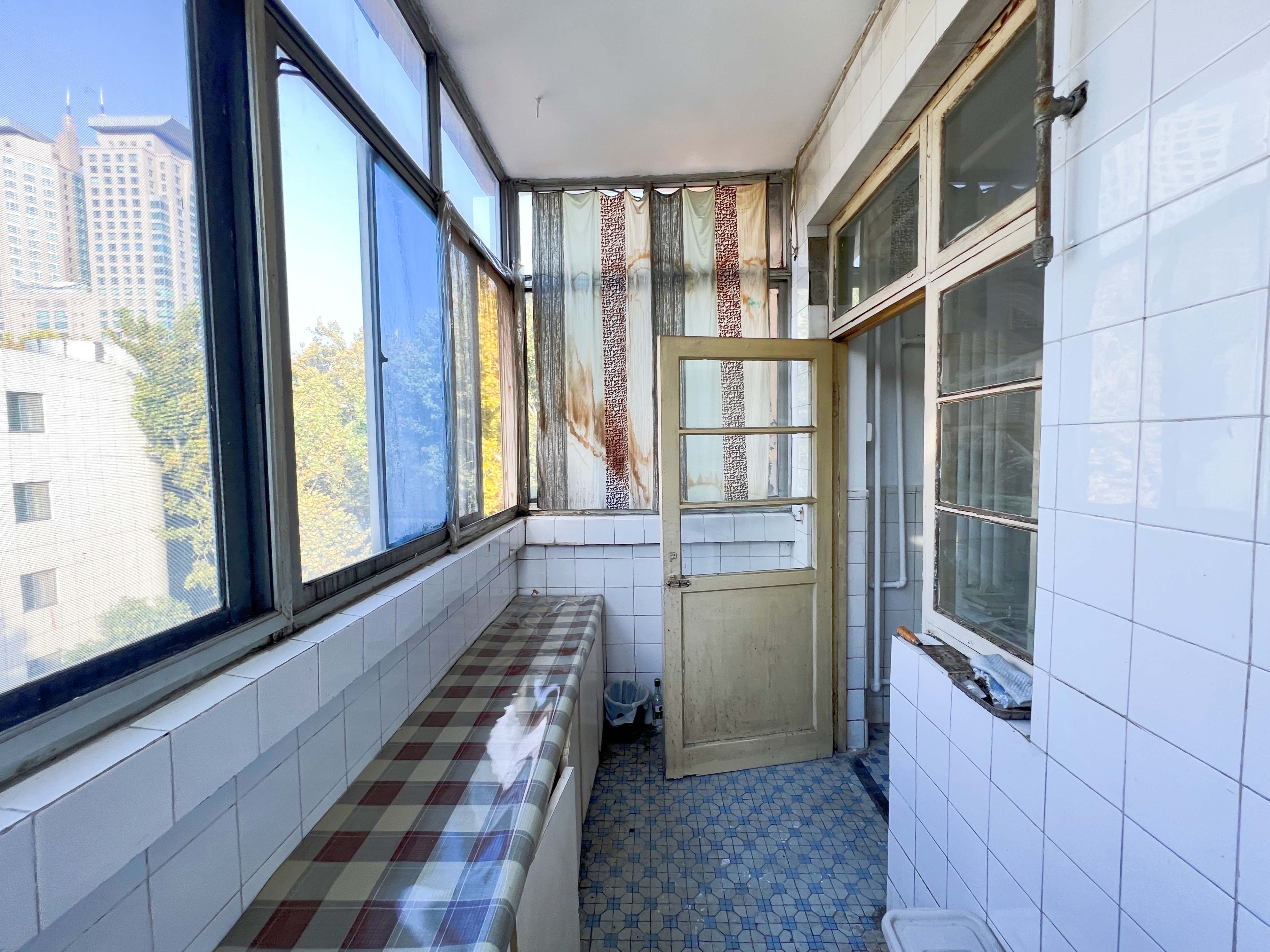 小纬二路65号(市委宿舍)