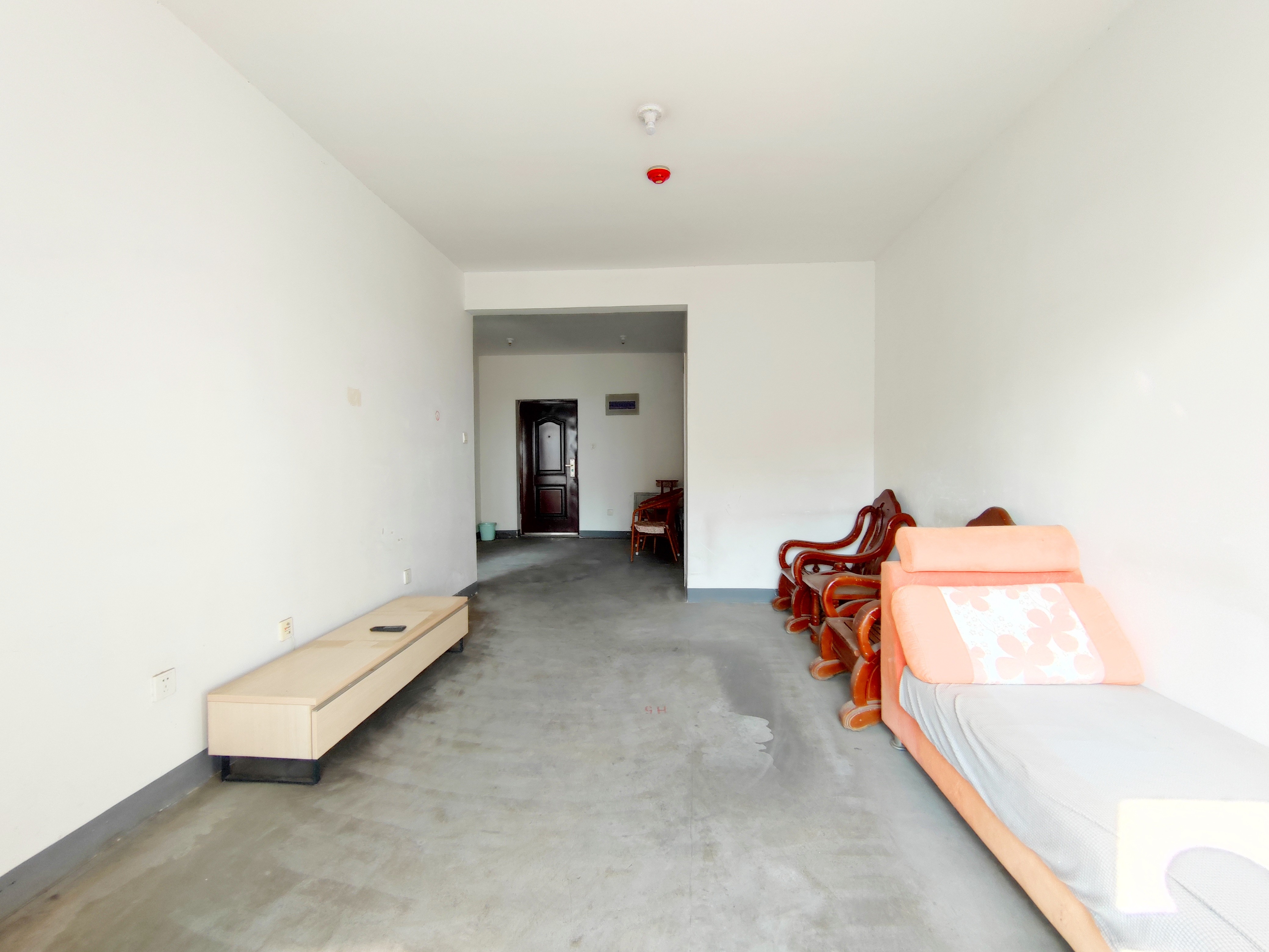  绿地泉景嘉园 南北