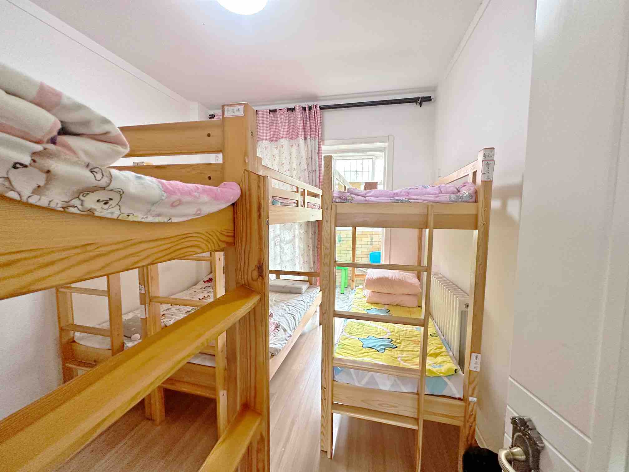 卧龙花园龙盛苑