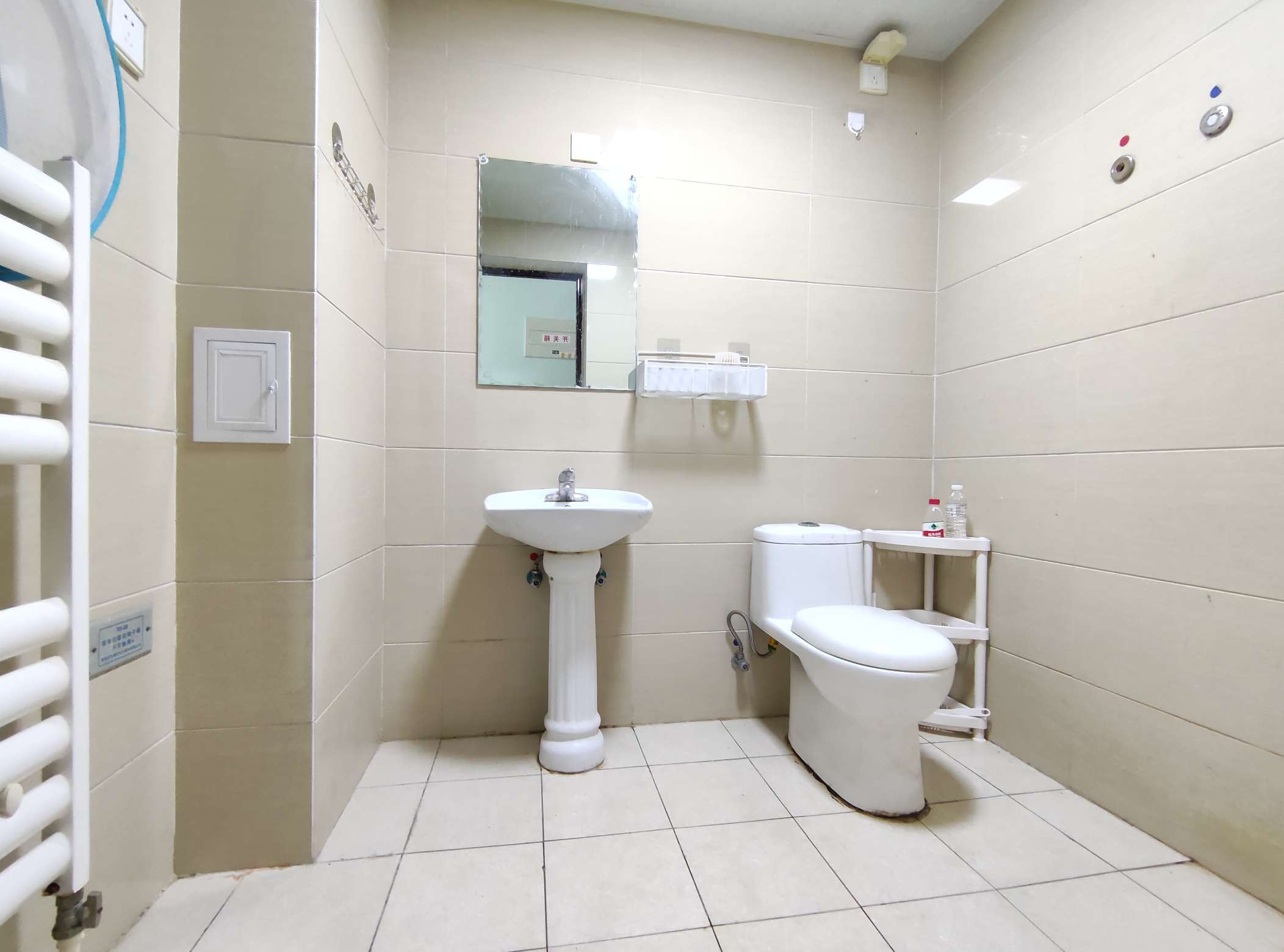 东城逸家逸俊园