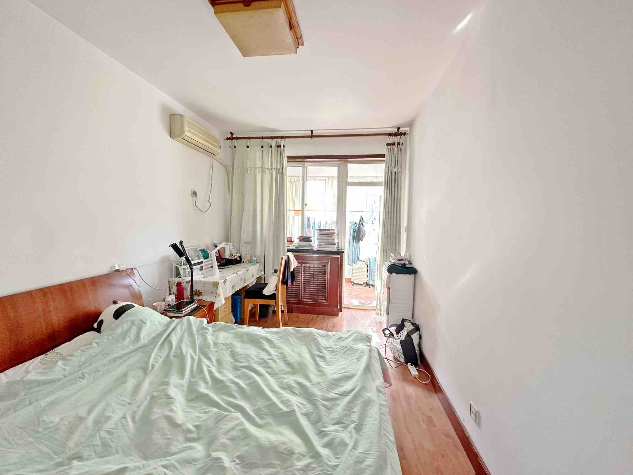 卧龙花园龙和苑