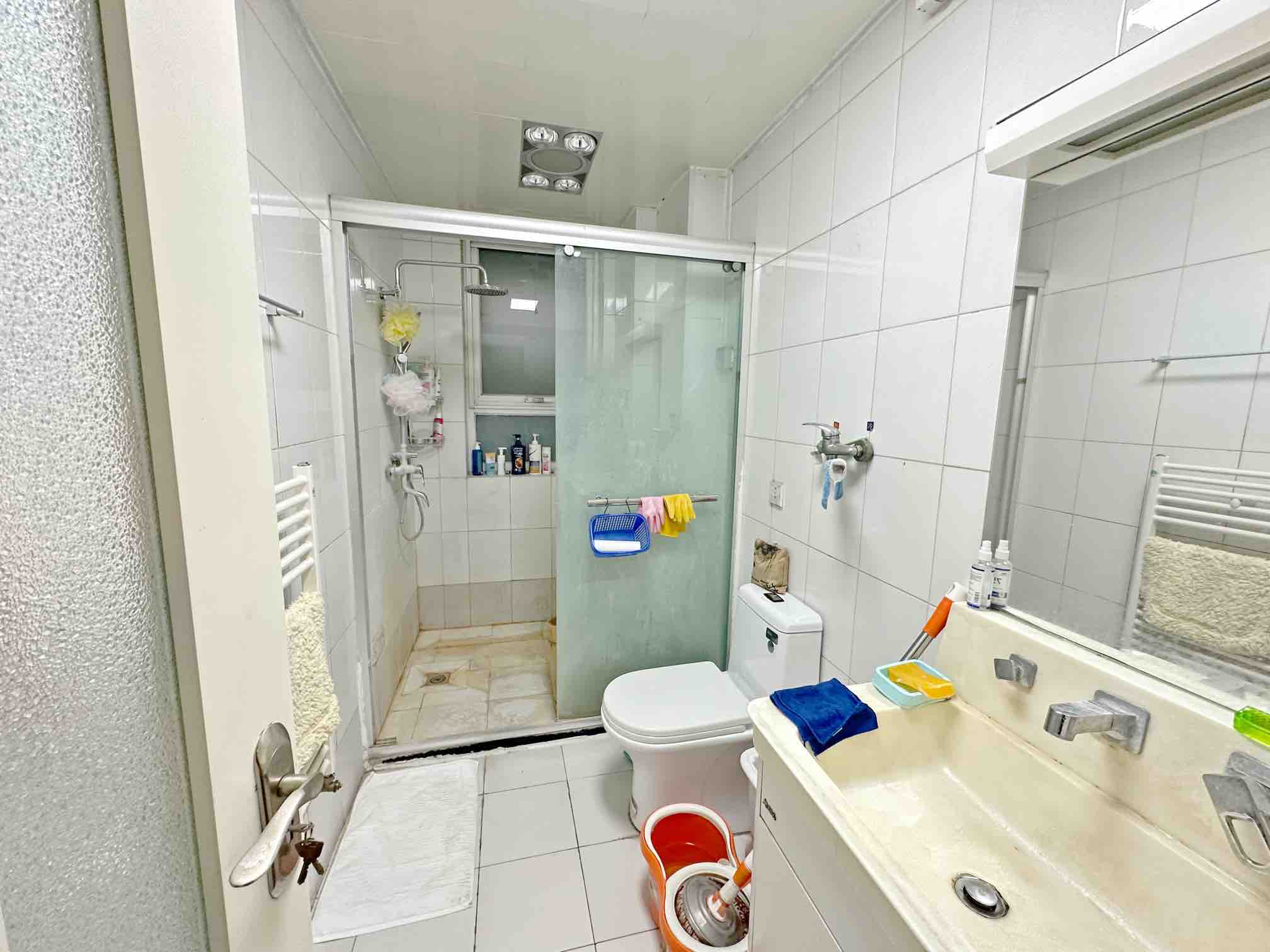 绿地新里卢浮公馆