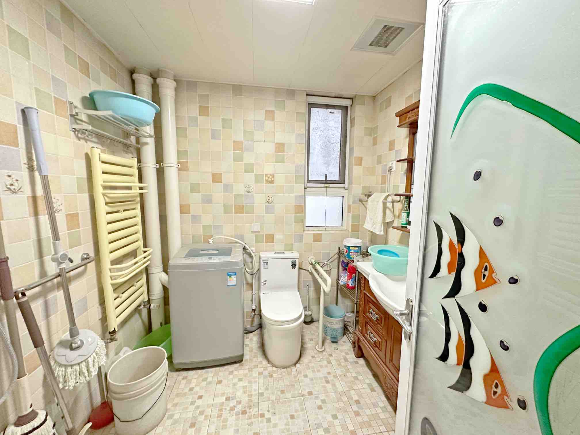 绿地新里卢浮公馆