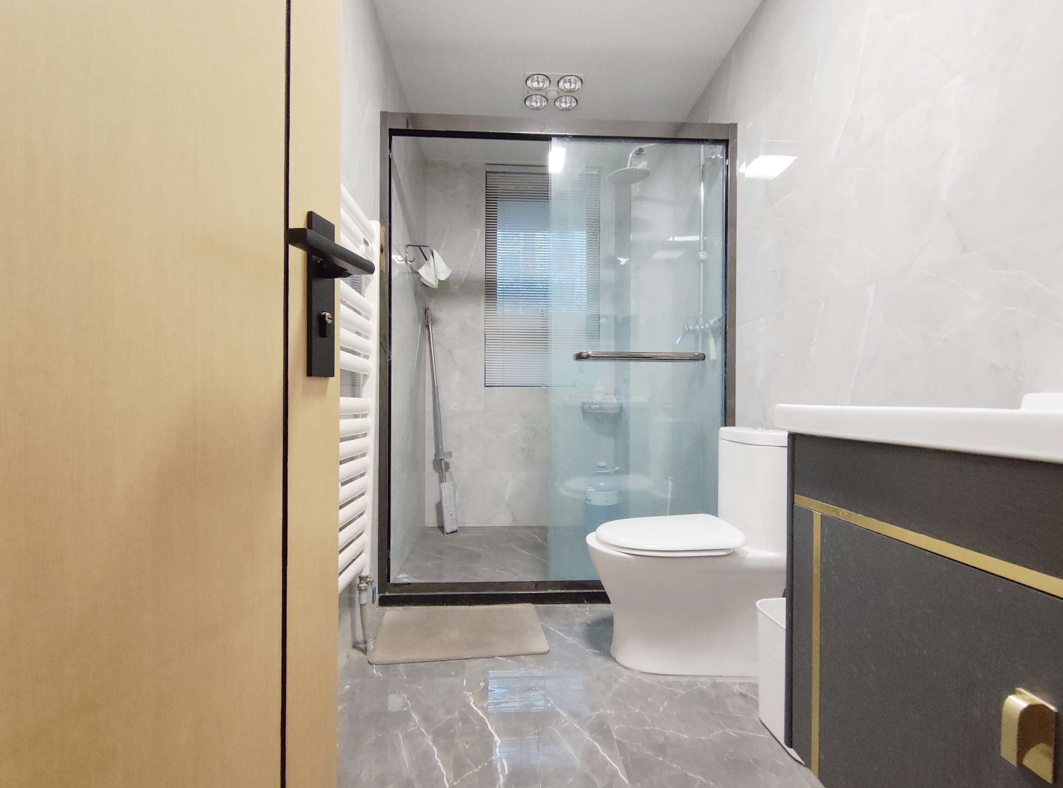 鲁邦奥林逸城西区