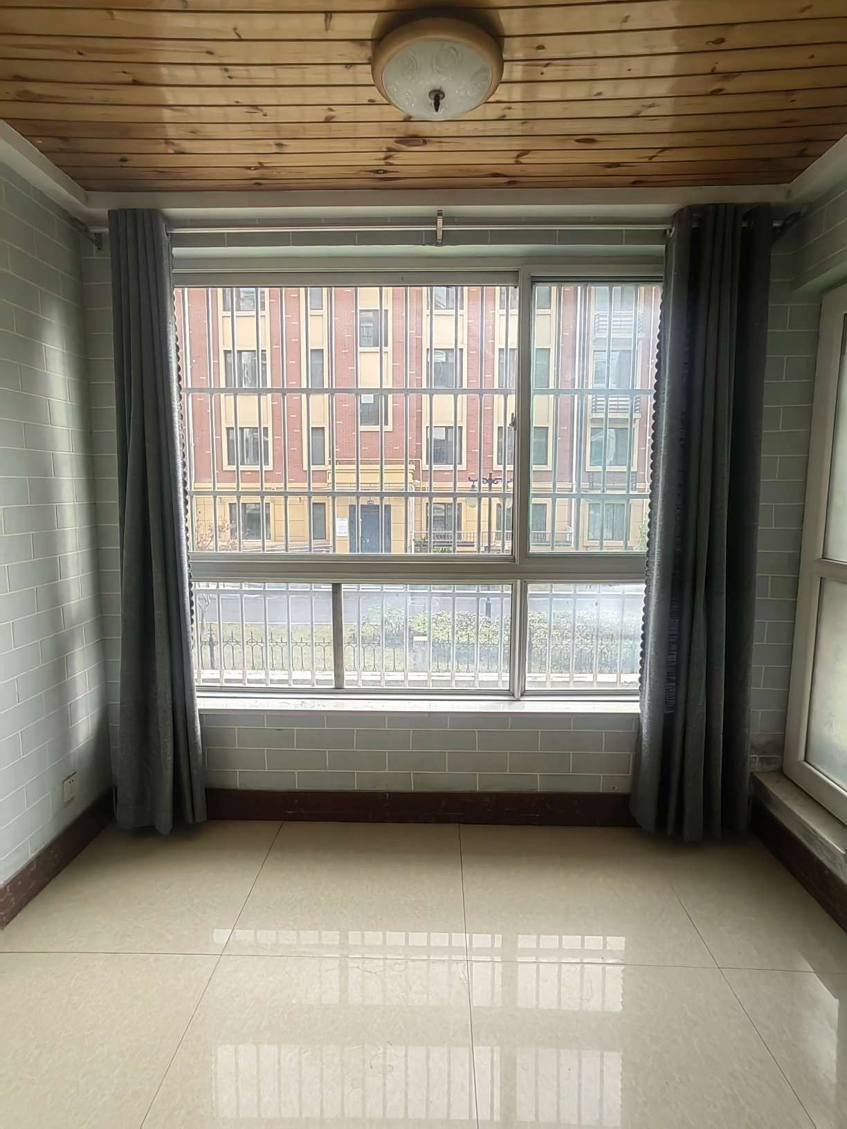 新世纪东山花园