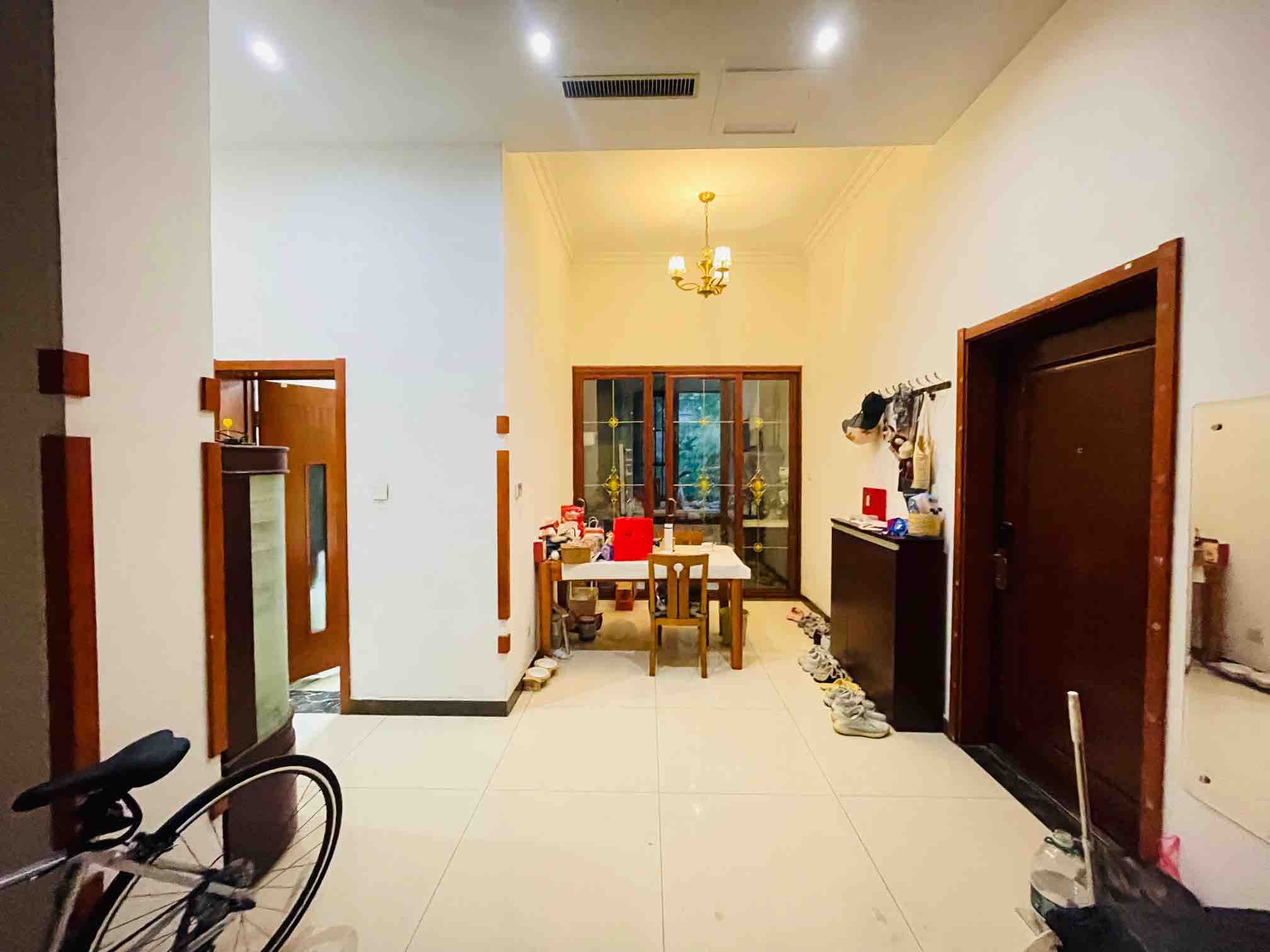  绿城百合花园 南北