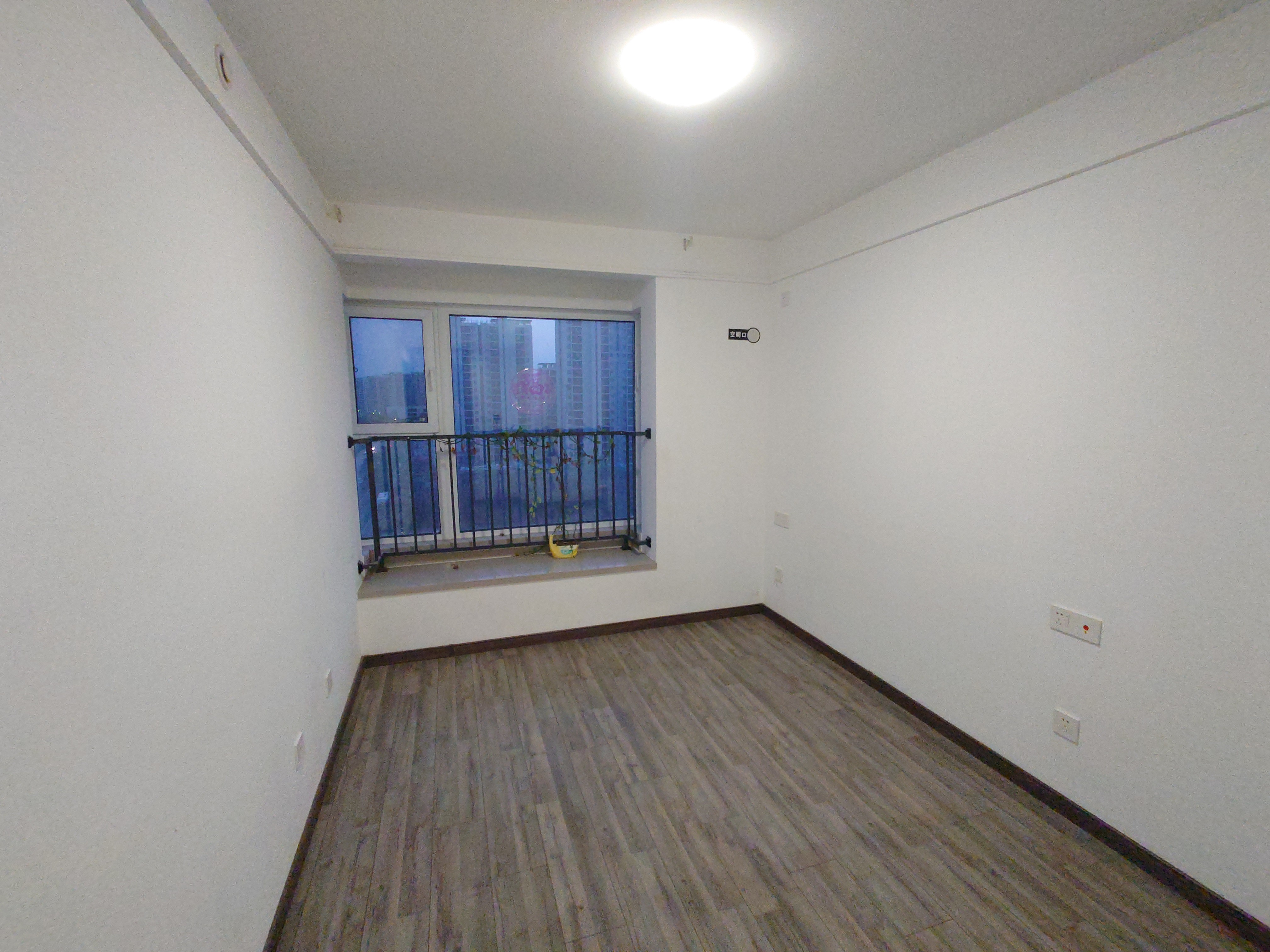 万科龙湖城市之光