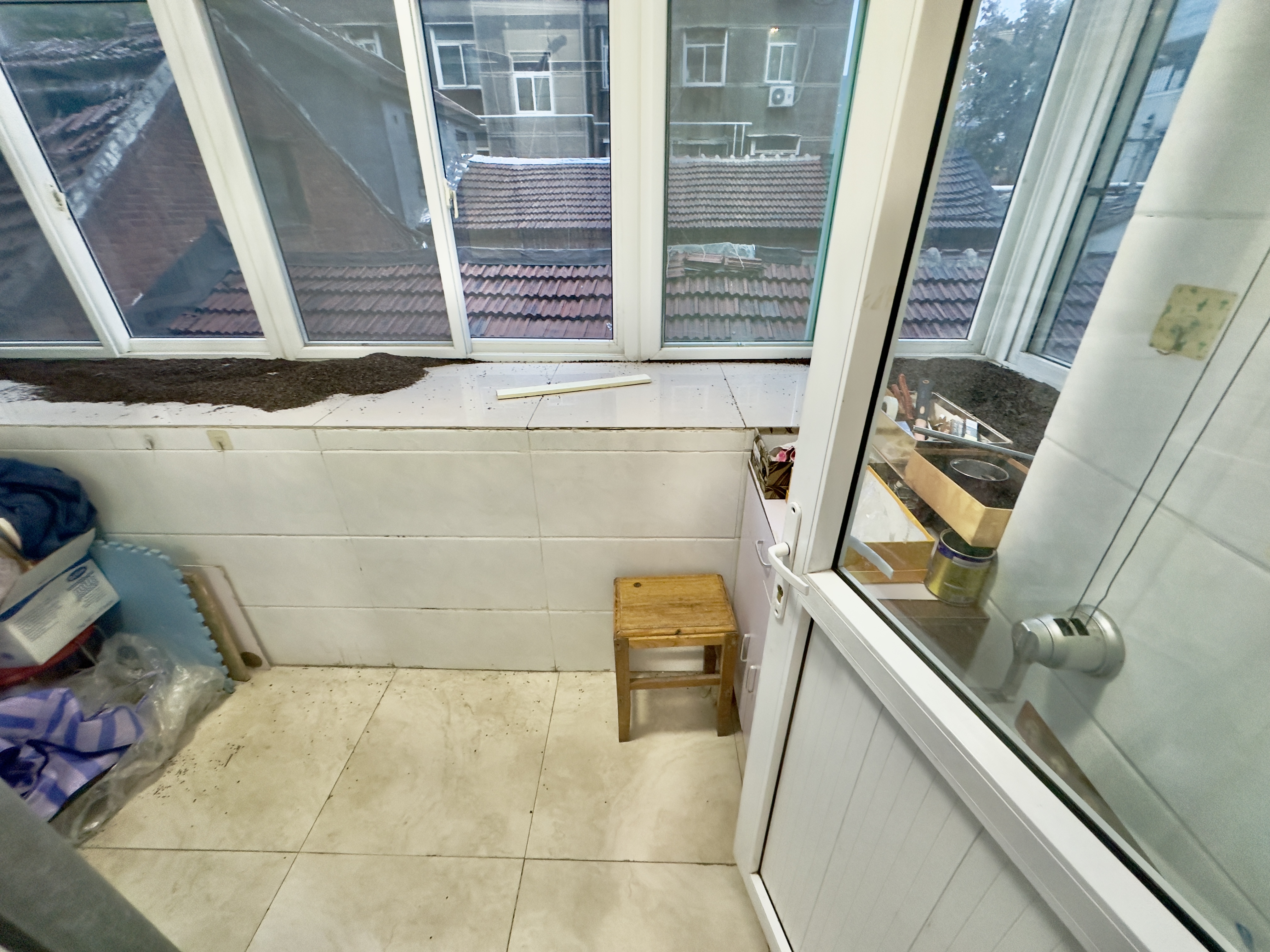 三里庄东街86号