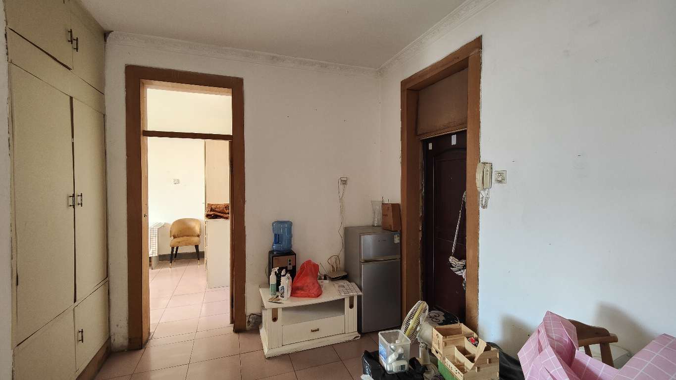整租·家具家电齐全，拎包入住交通方便