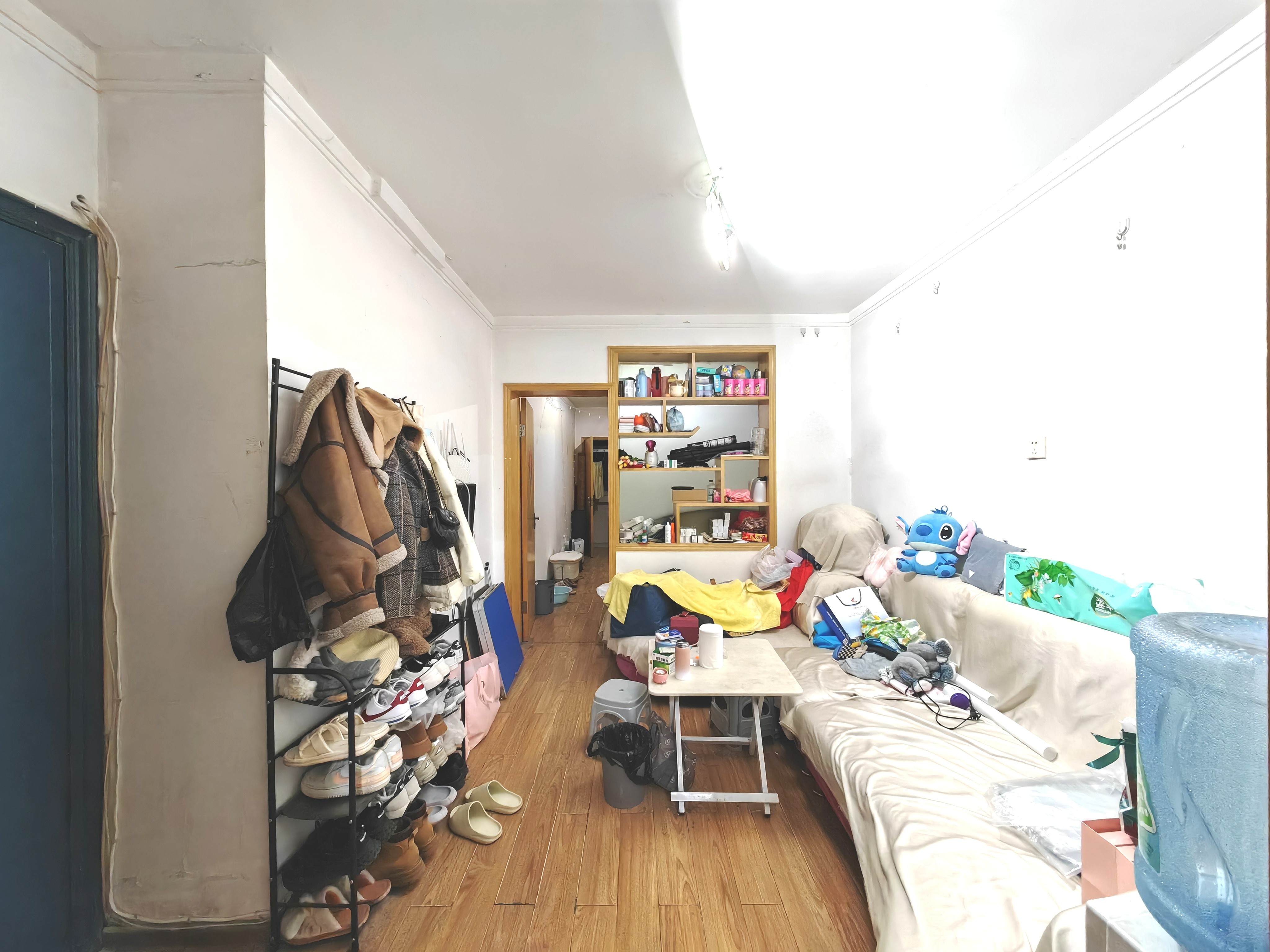  馆驿街小区 中间楼层 处万达商圈 生活便利