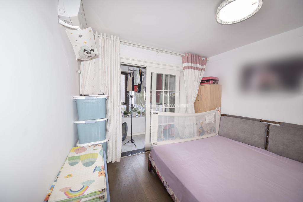 旭辉银盛泰金域蓝山